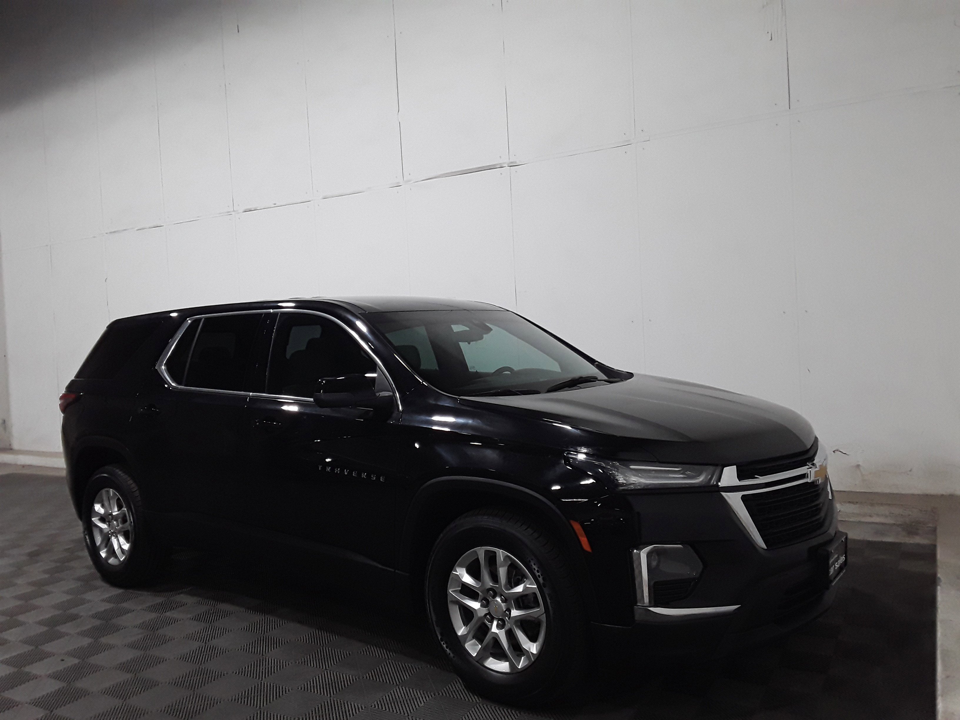2023 Chevrolet Traverse AWD 4dr LS w/1LS
