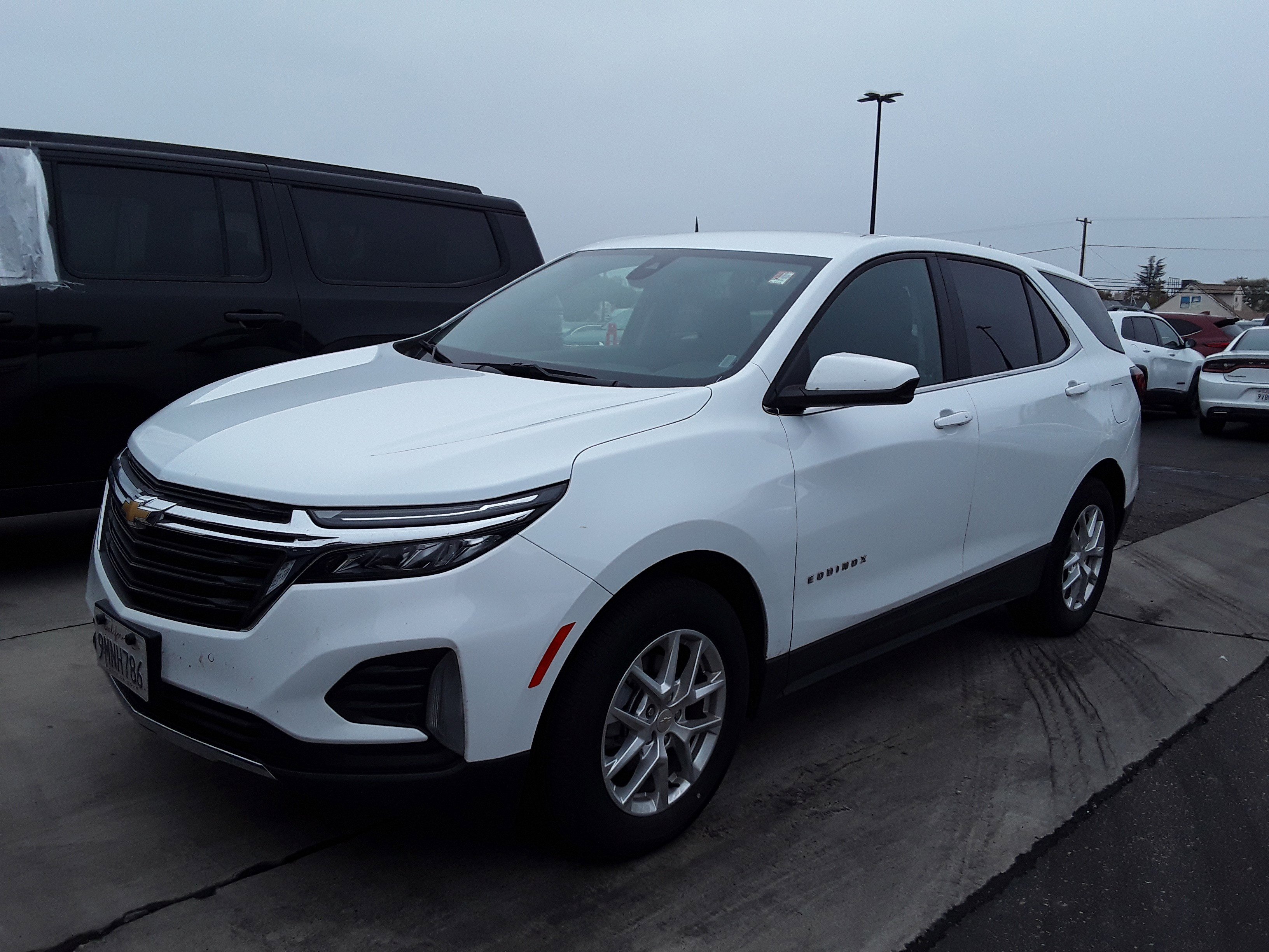 Used 2024 Chevrolet Equinox LT FWD 4d
