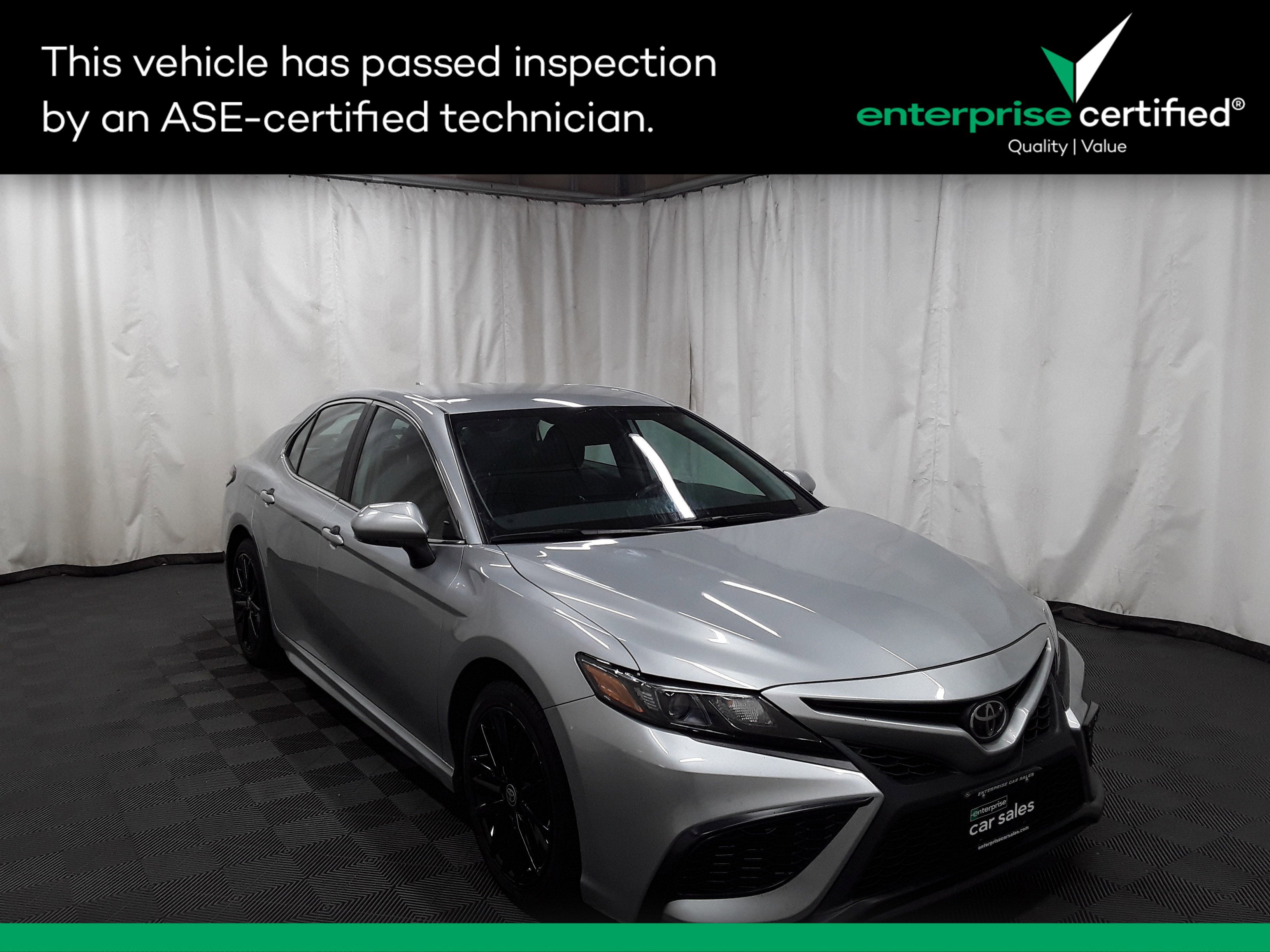 2023 Toyota Camry SE Auto
