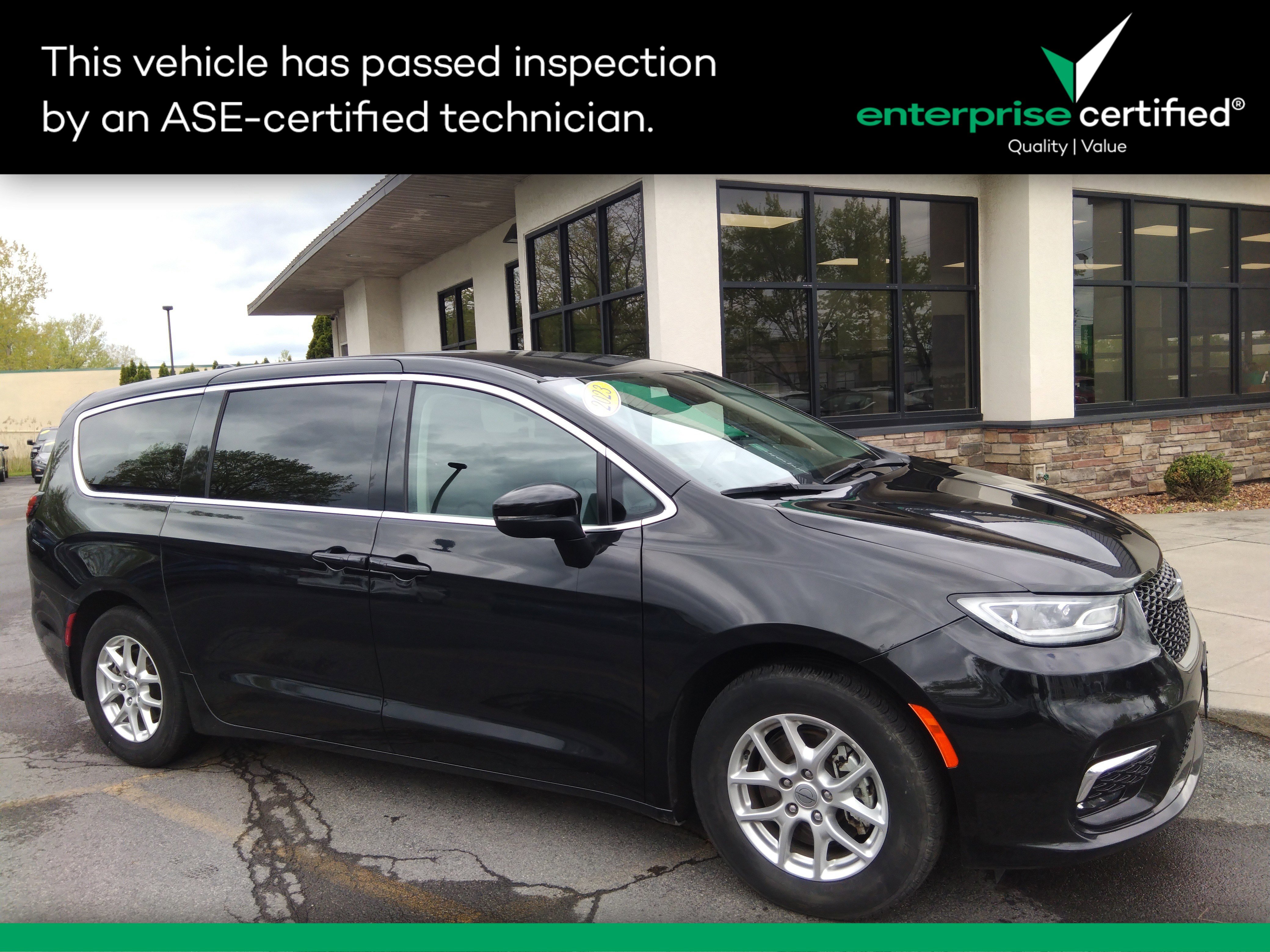 2023 Chrysler Pacifica Touring L FWD