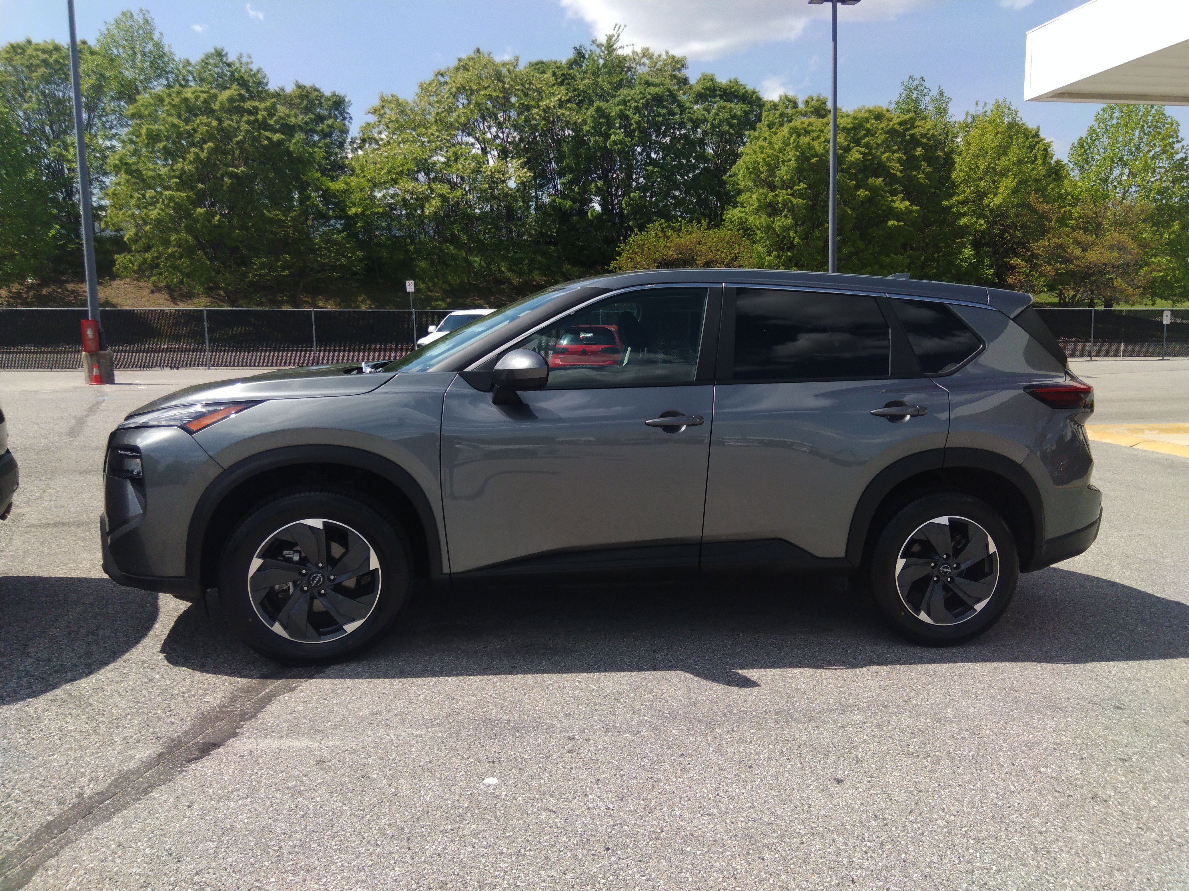 2024 Nissan Rogue AWD SV