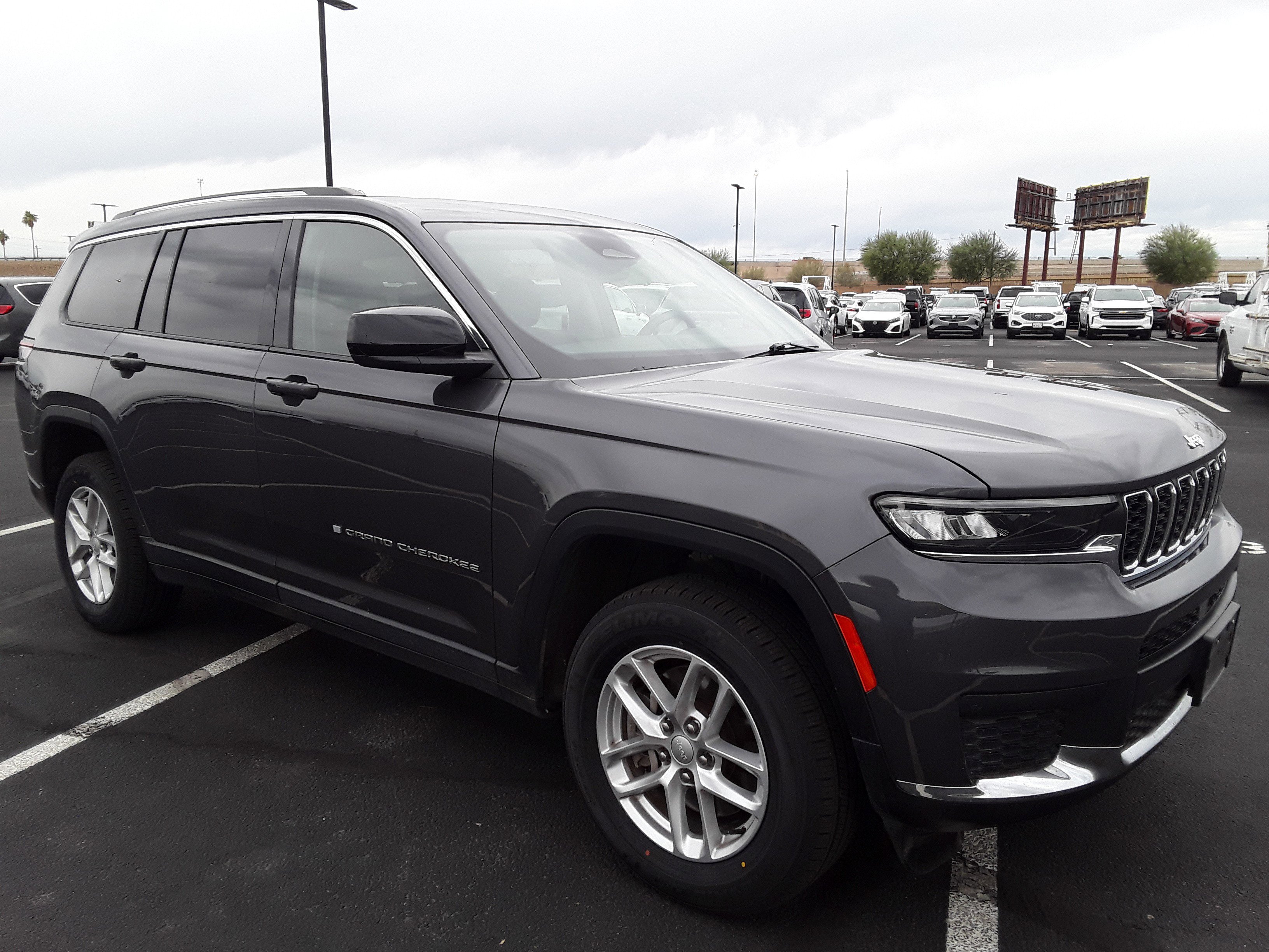 Used 2023 Jeep Grand Cherokee L Laredo 4x4