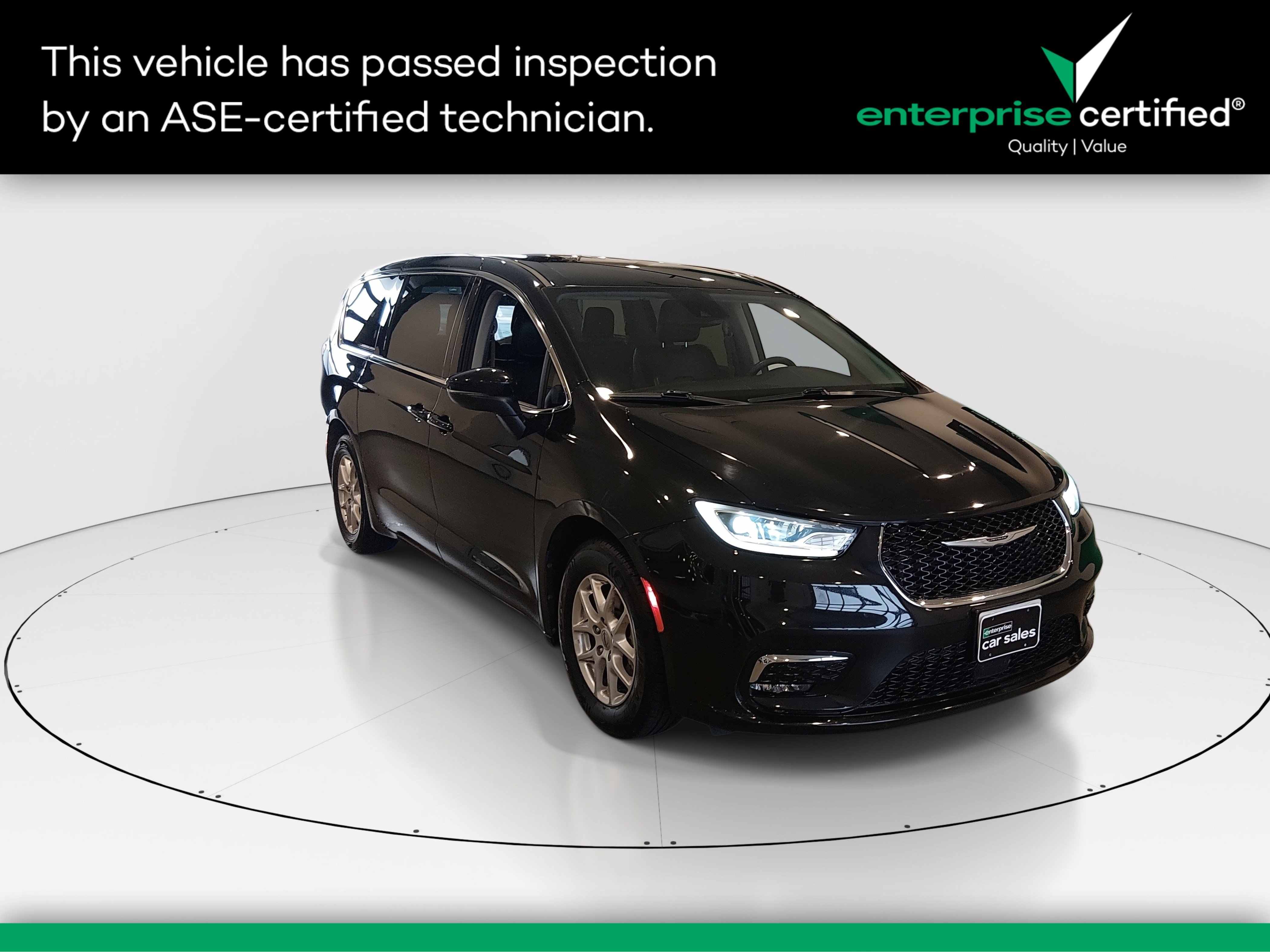 Used 2023 Chrysler Pacifica Touring L FWD