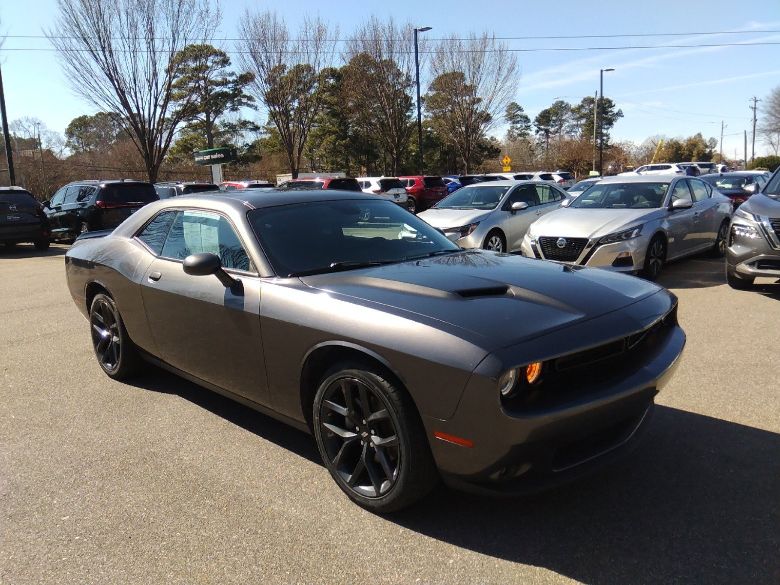 2022 Dodge Challenger SXT RWD