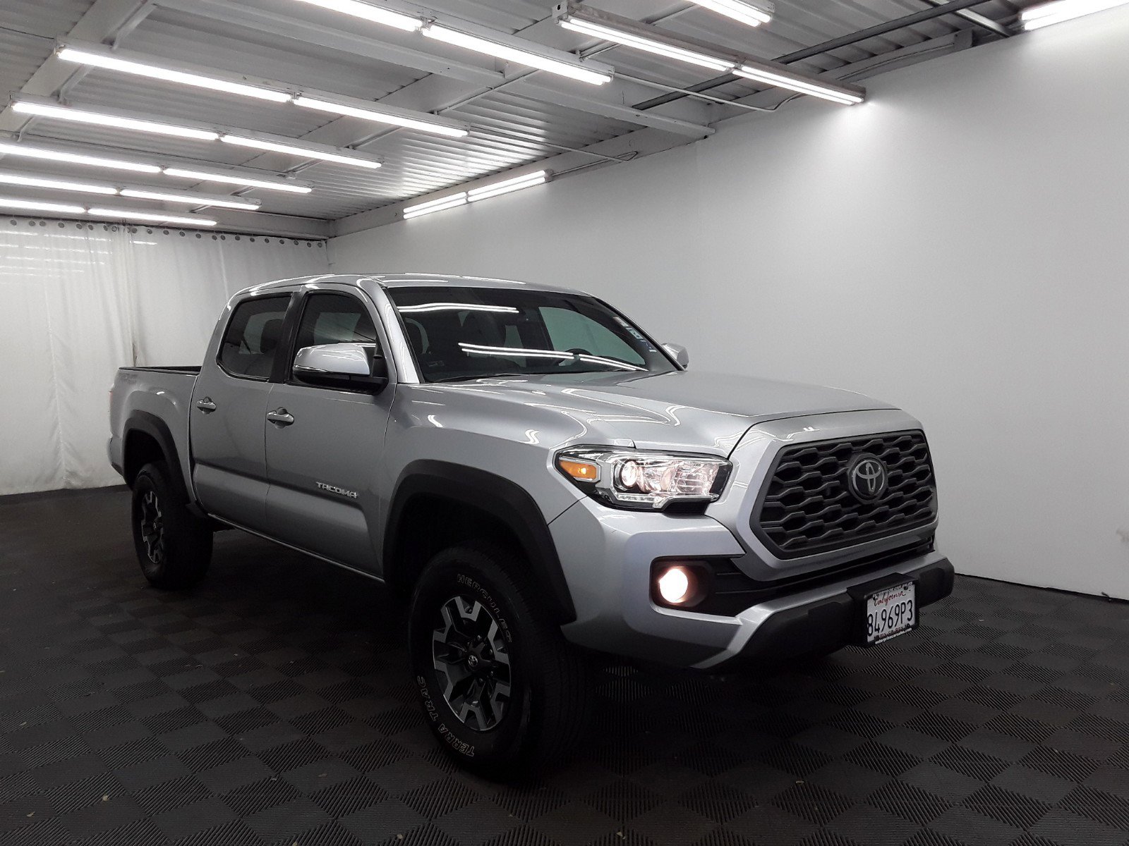 2022 Toyota Tacoma 2WD TRD Off Road Double Cab 5' Bed V6 AT