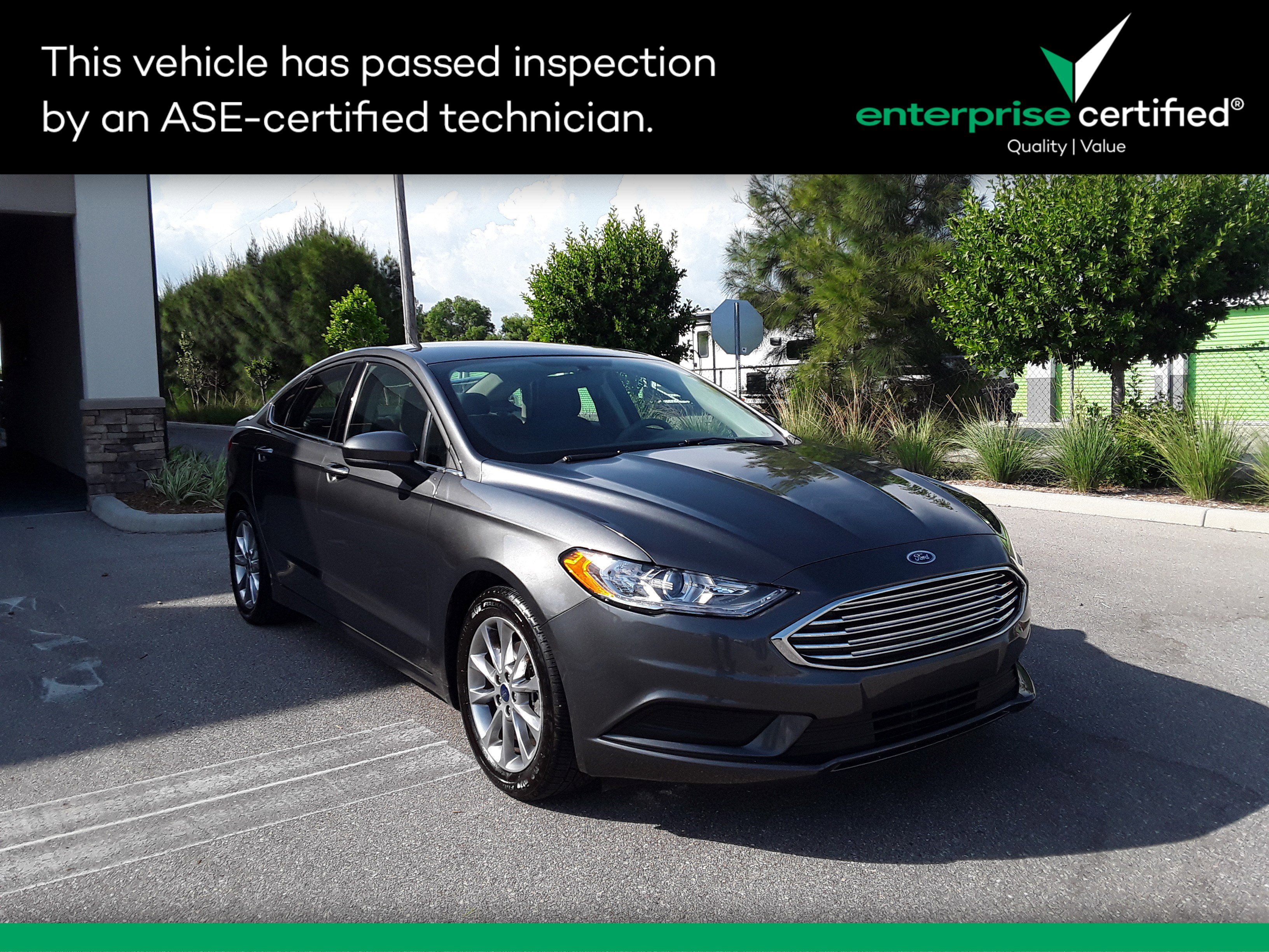 2017 Ford Fusion SE FWD