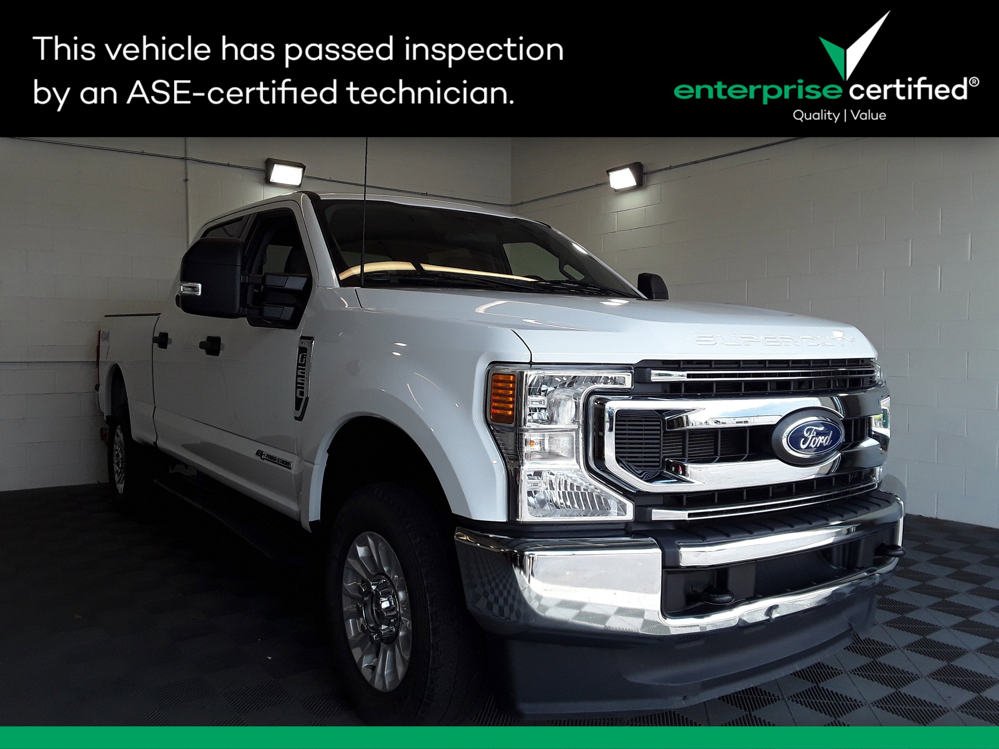 2022 Ford Super Duty F-250 SRW XLT 4WD Crew Cab 6.75' Box