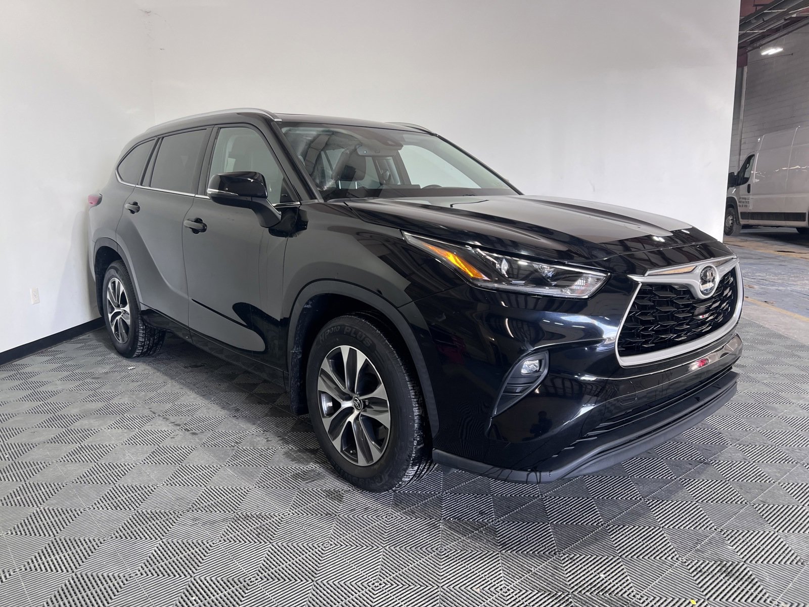 2021 Toyota Highlander XLE AWD