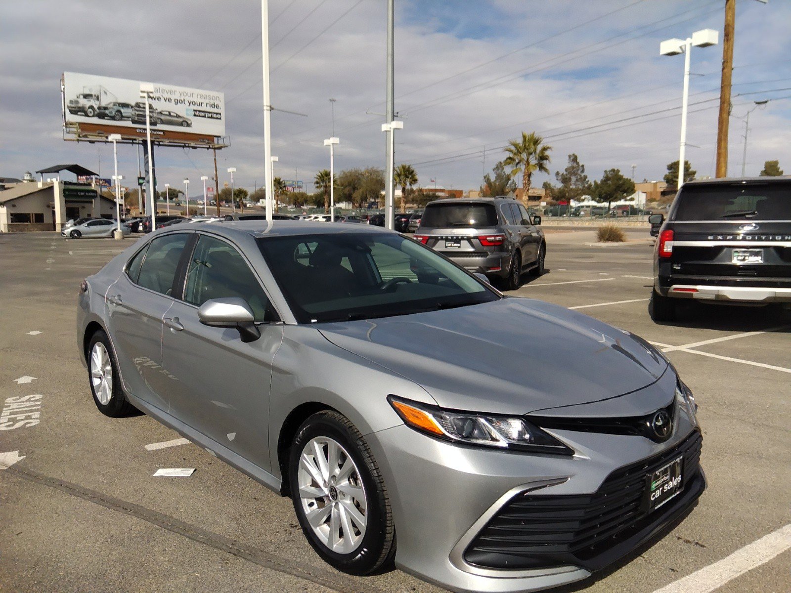 2023 Toyota Camry LE Auto