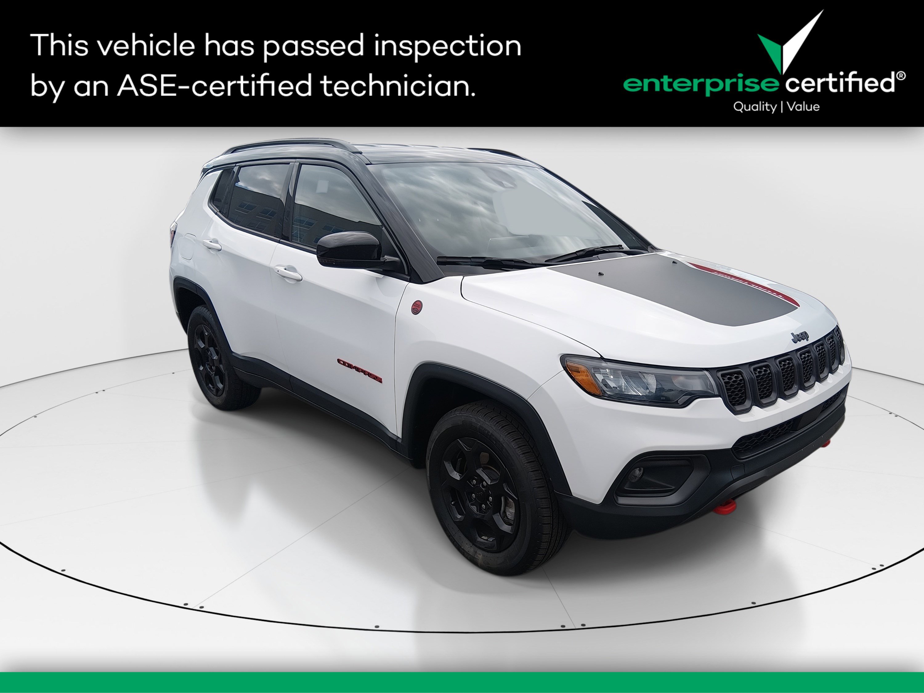 2023 Jeep Compass Trailhawk's photo