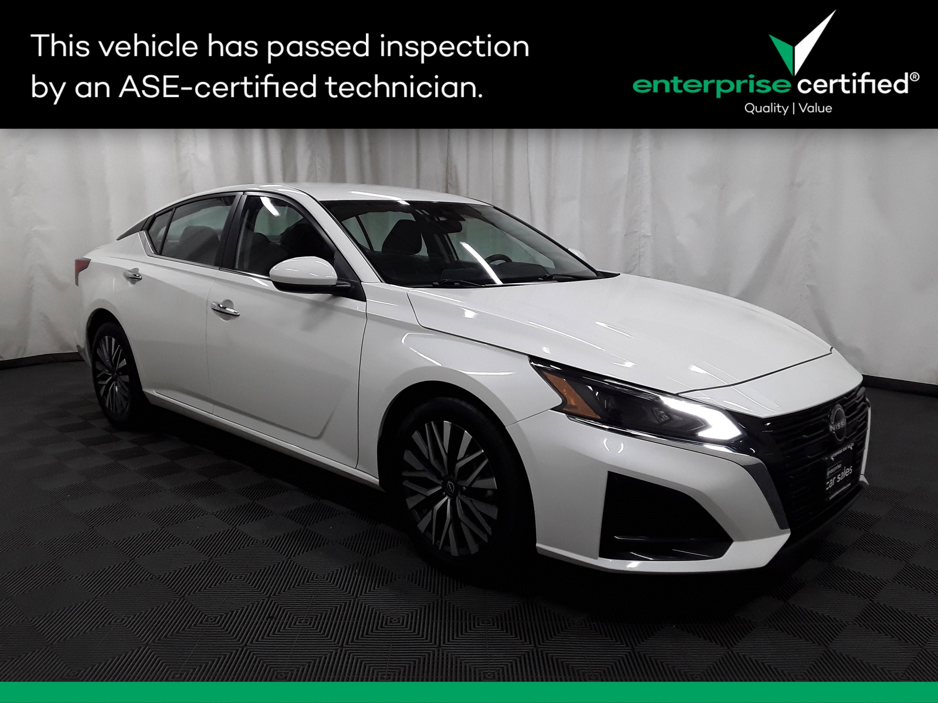 Used 2023 Nissan Altima 2.5 SV Sedan