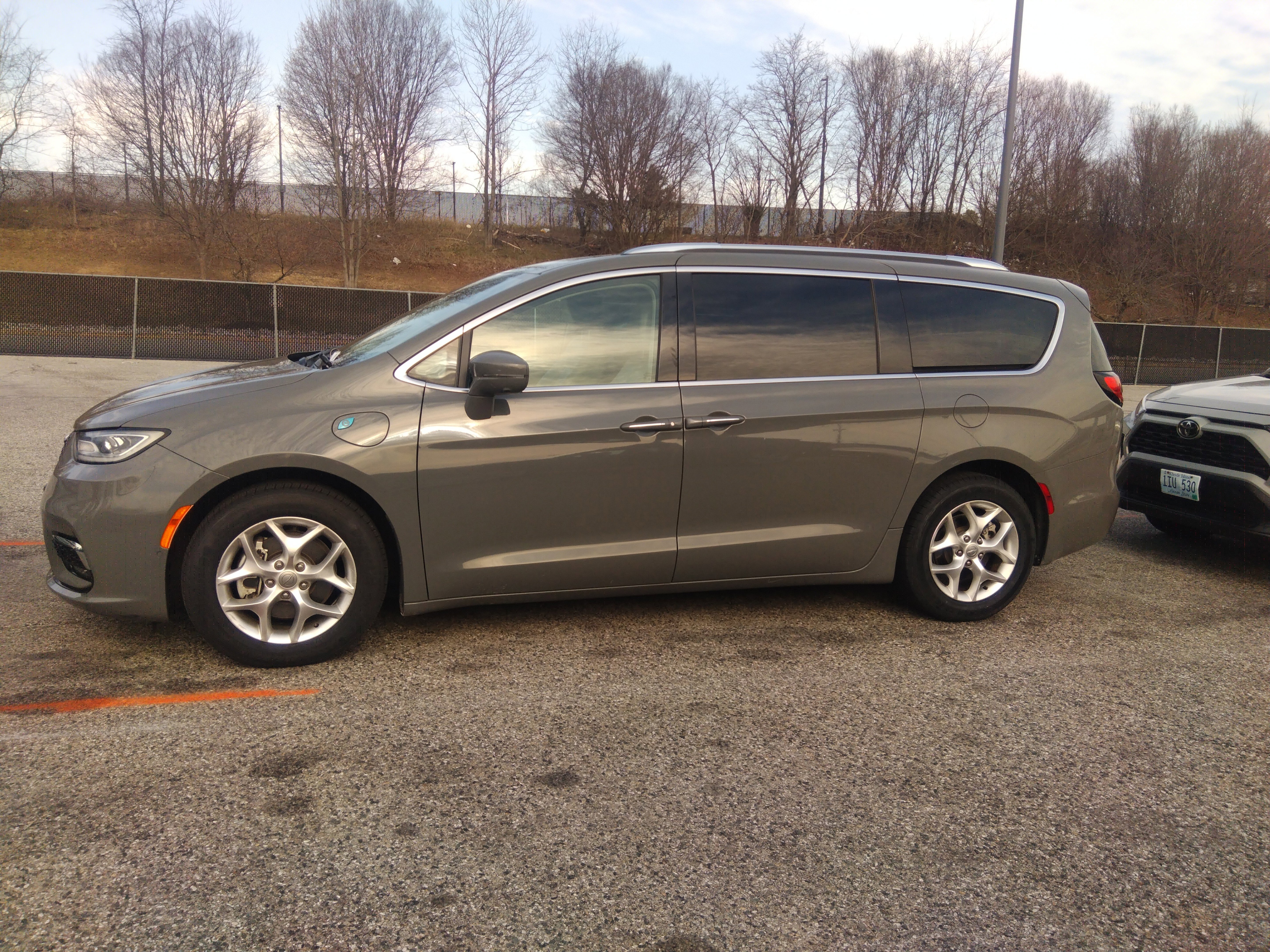 Used 2021 Chrysler Pacifica Hybrid Touring L FWD