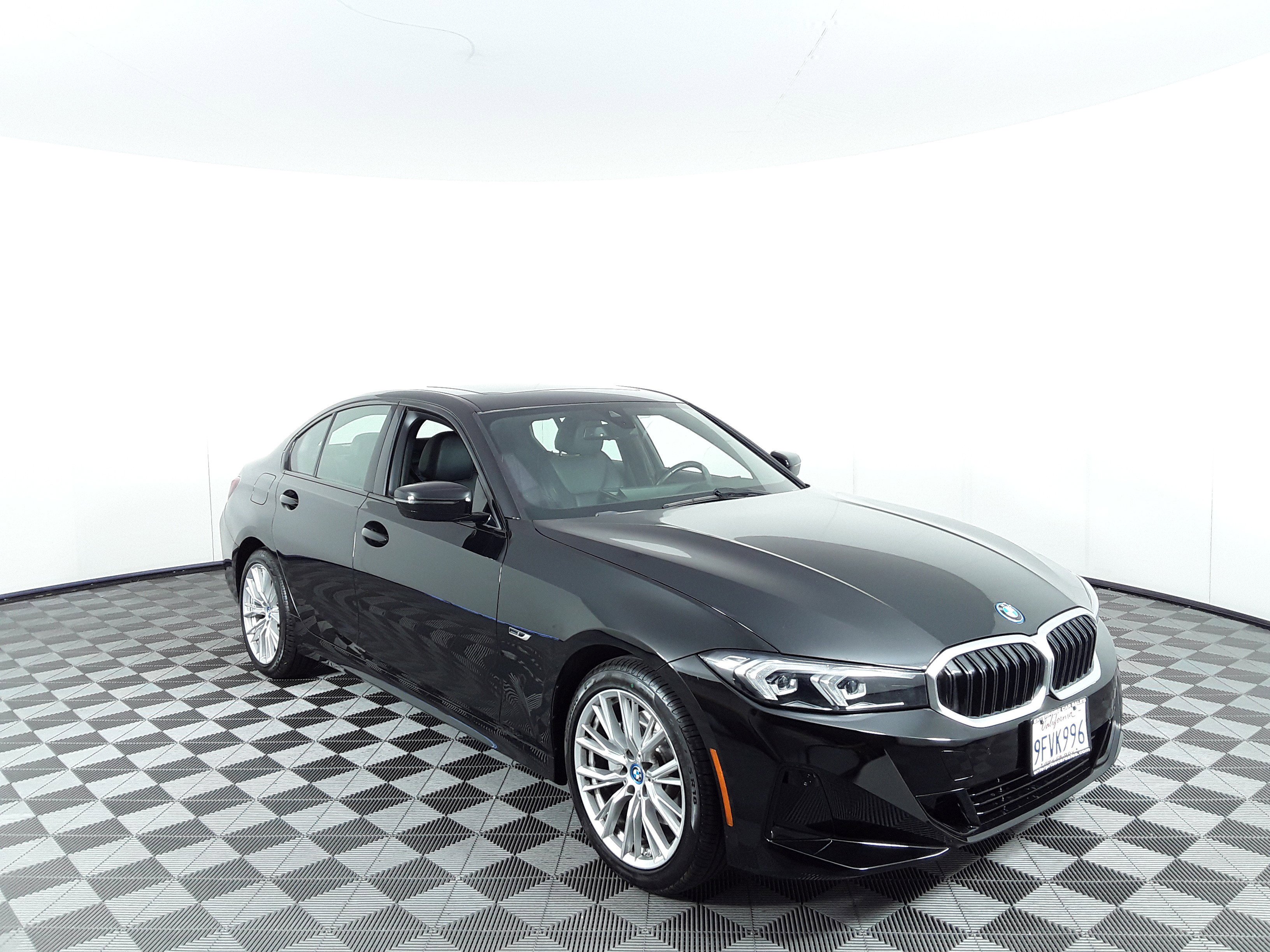 2023 BMW 3 Series 330e Plug-In Hybrid