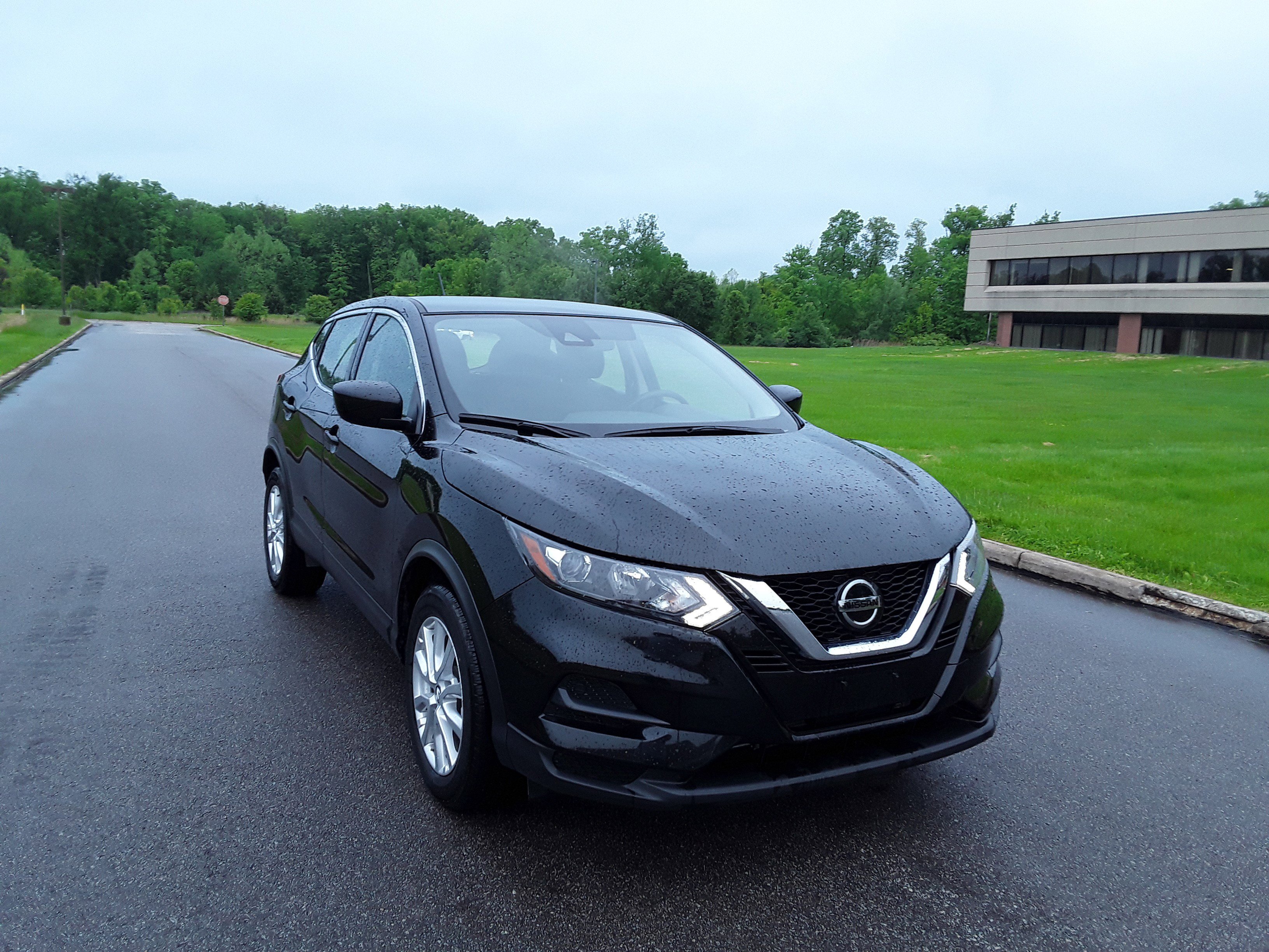 2022 Nissan Rogue Sport AWD S