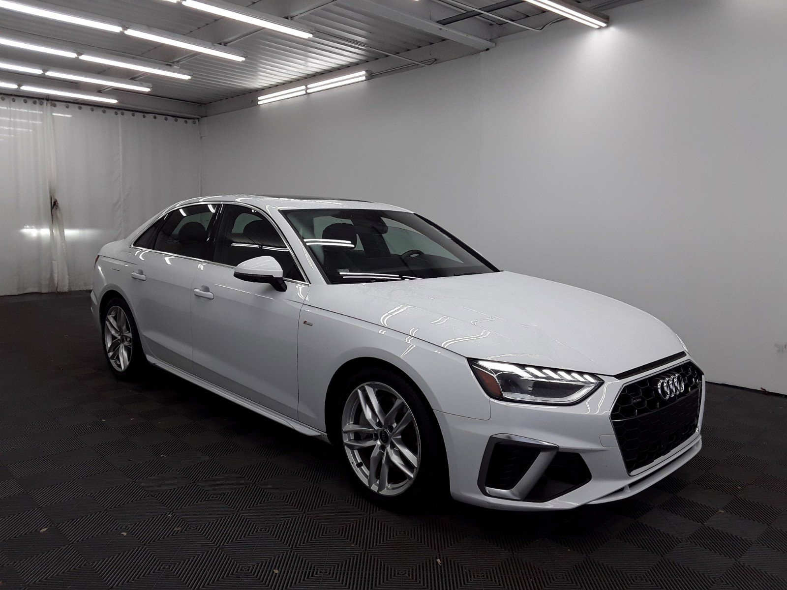 2022 Audi A4 Sedan S line Premium Plus 45 TFSI quattro