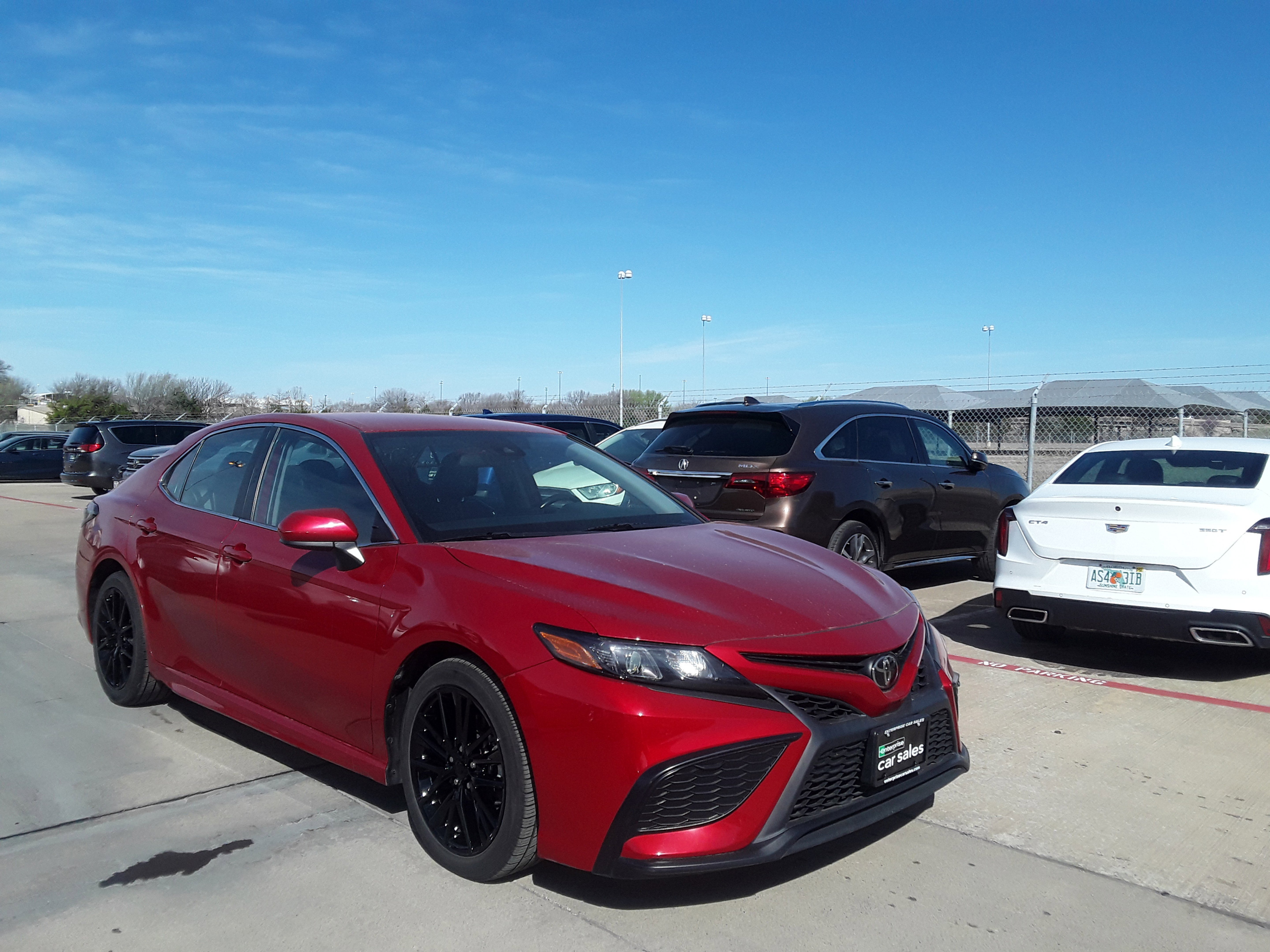 2021 Toyota Camry SE Auto