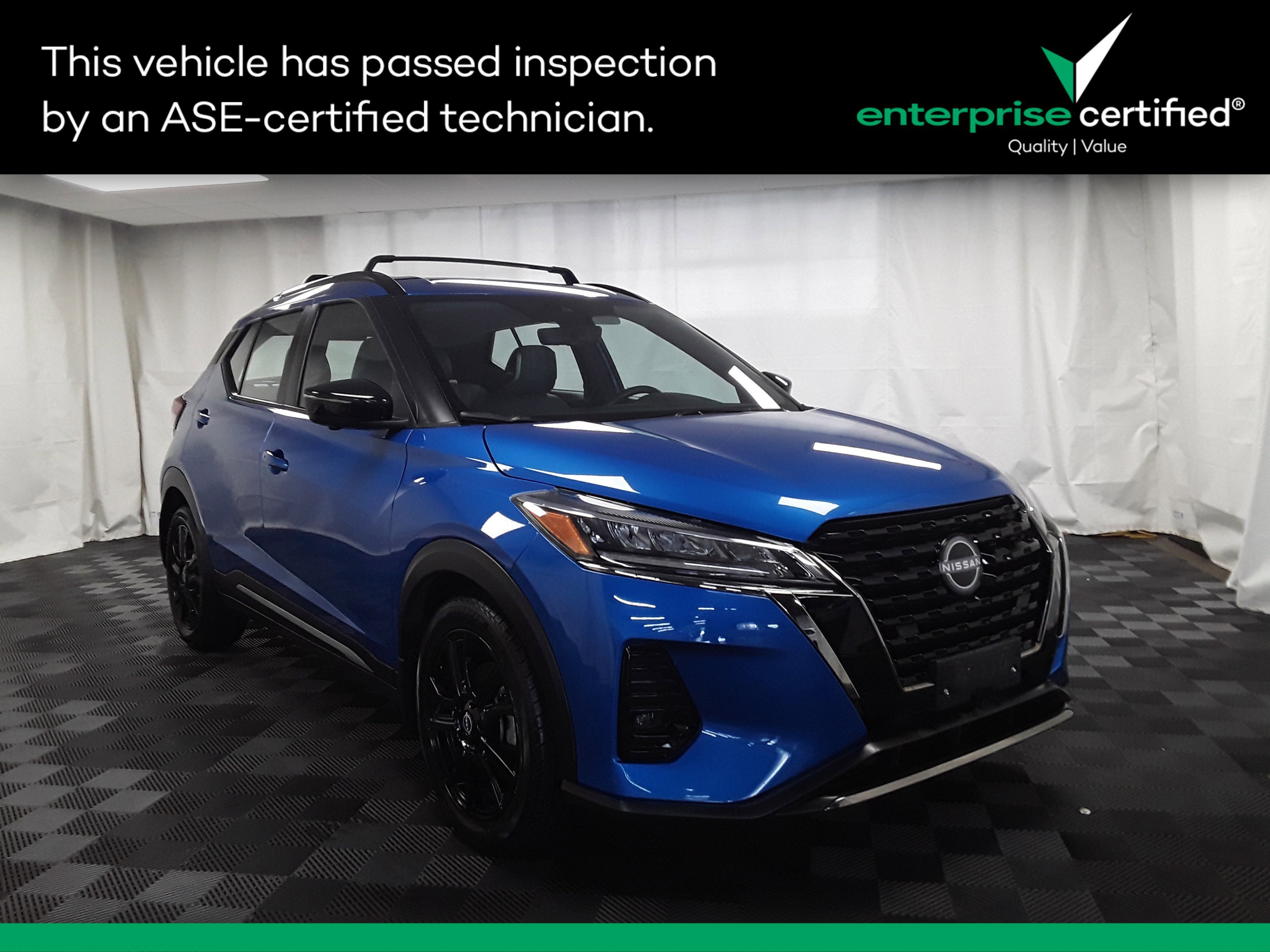 2023 Nissan Kicks SR FWD