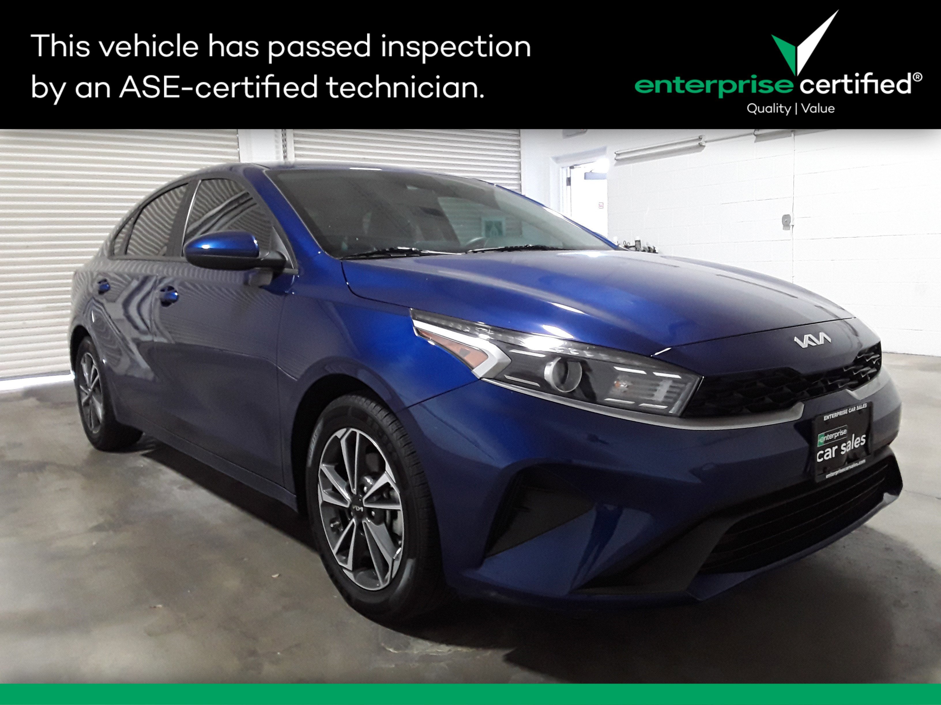 Used 2023 Kia Forte LXS IVT