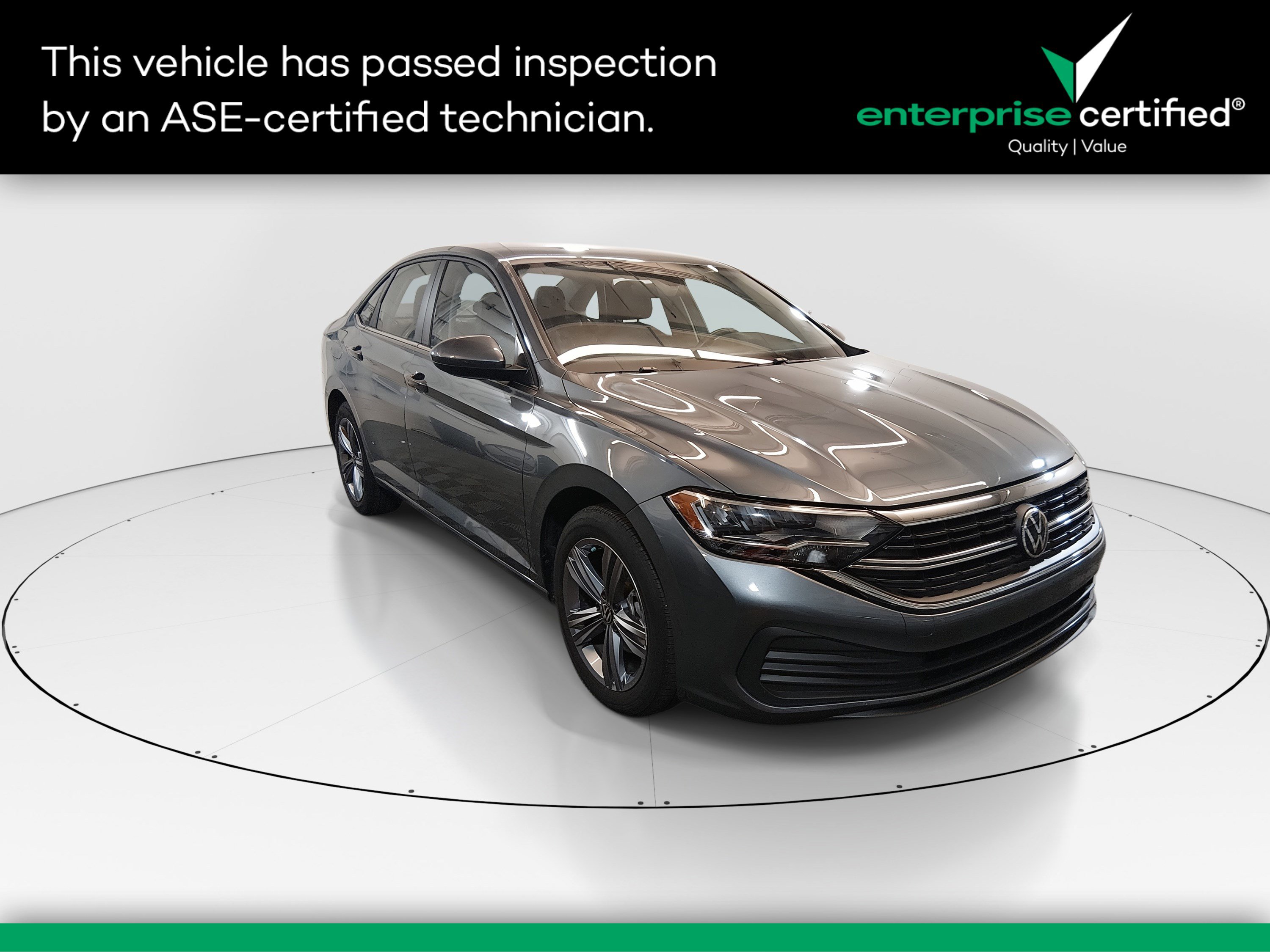 2024 Volkswagen Jetta SE's photo