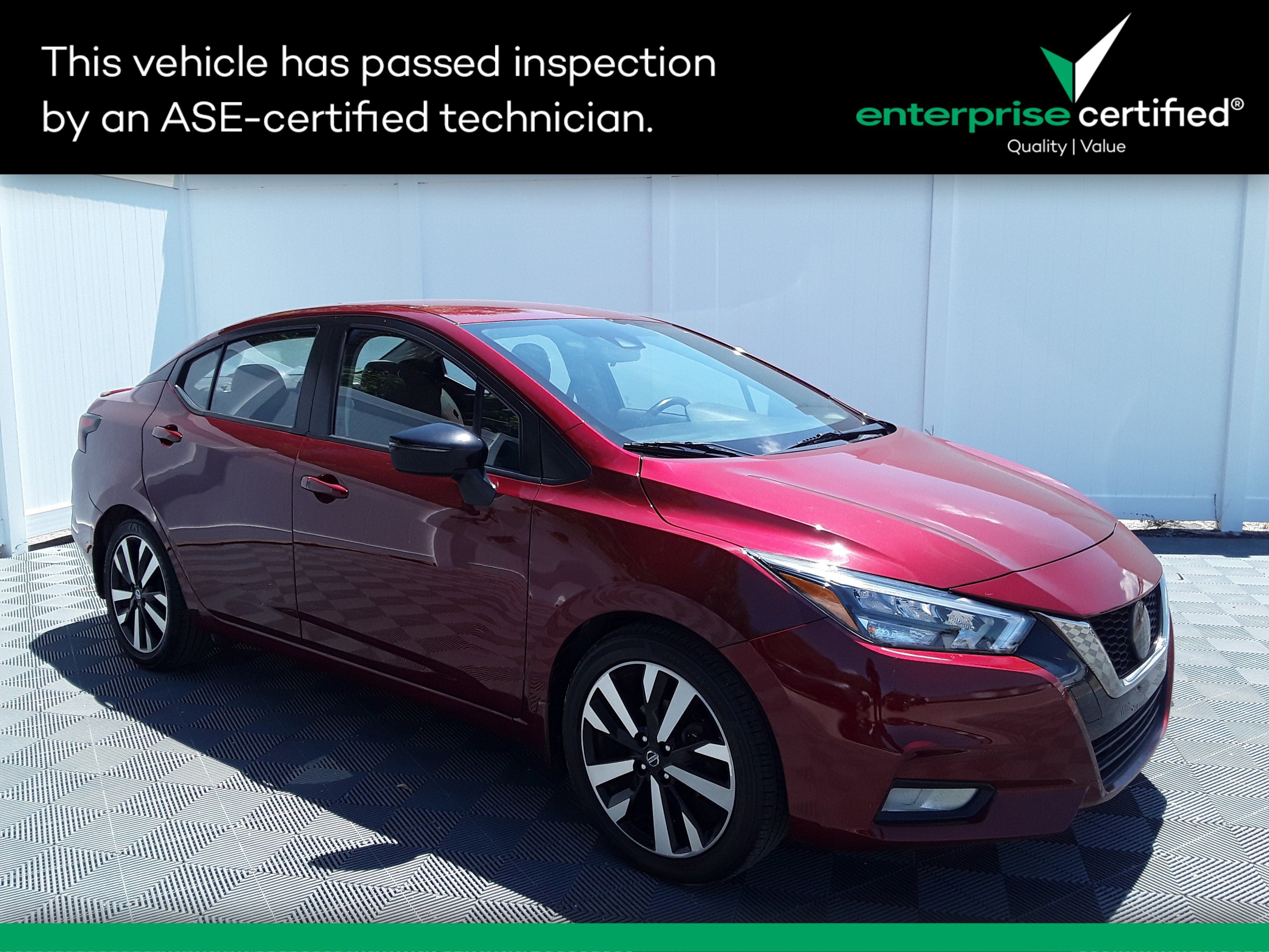 2021 Nissan Versa SR CVT