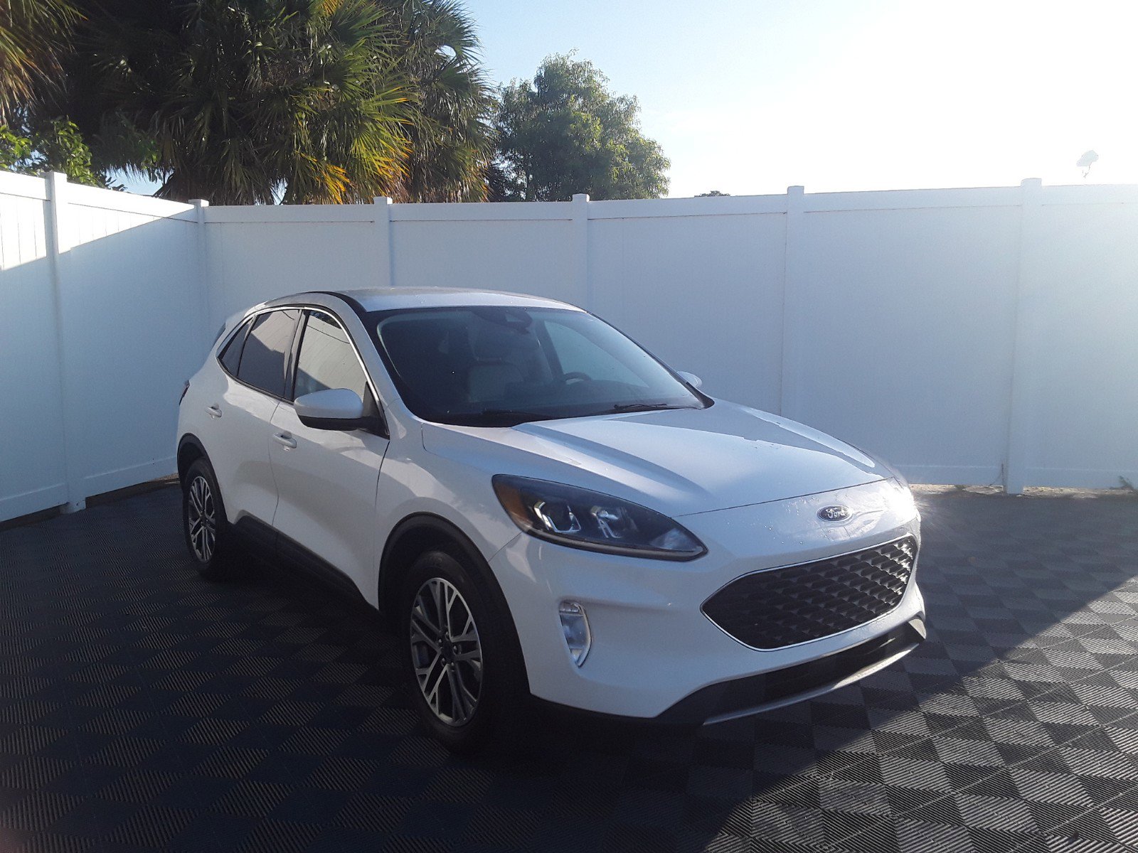 2022 Ford Escape SEL FWD