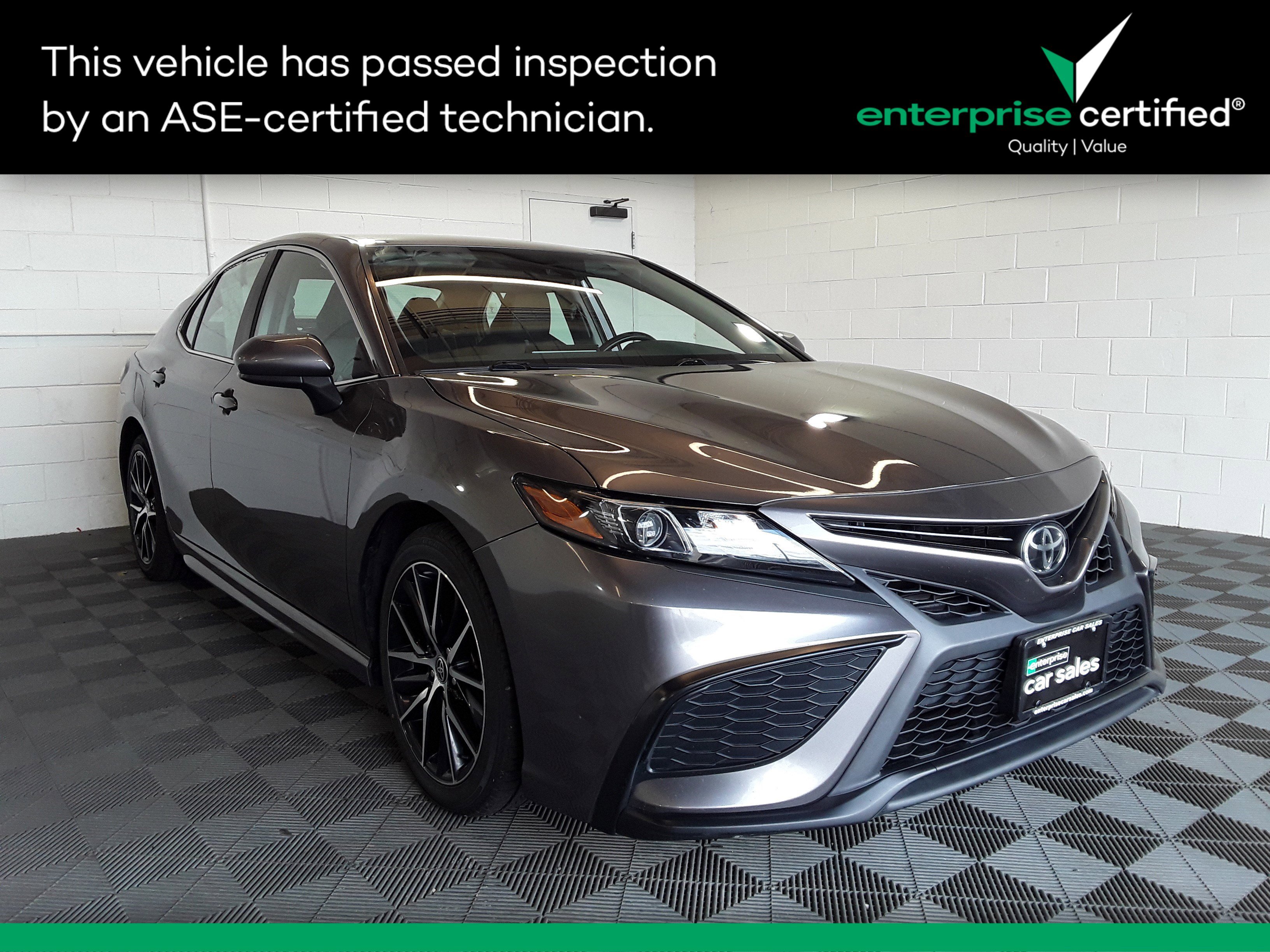 Used 2021 Toyota Camry SE Auto