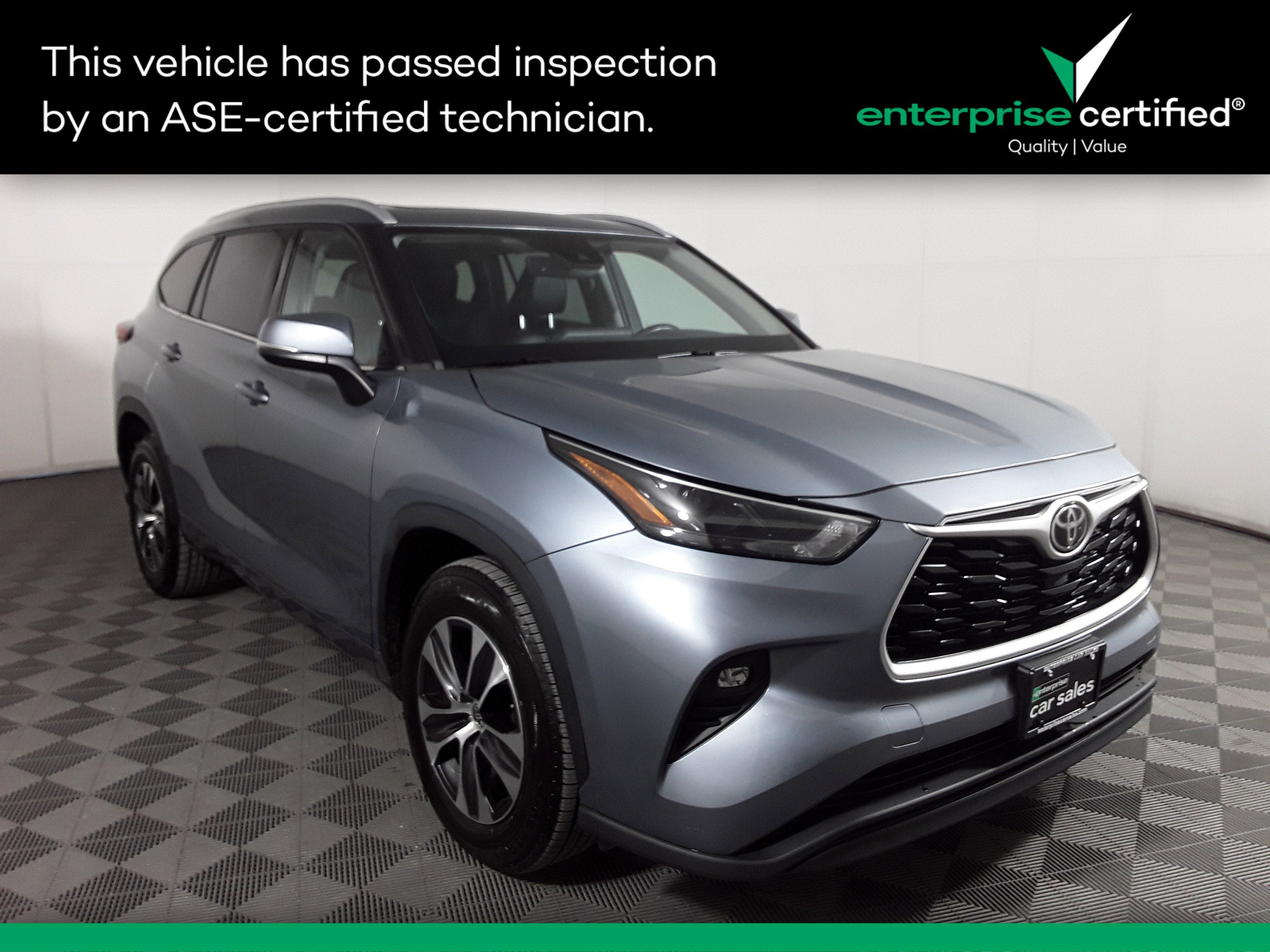2022 Toyota Highlander XLE FWD