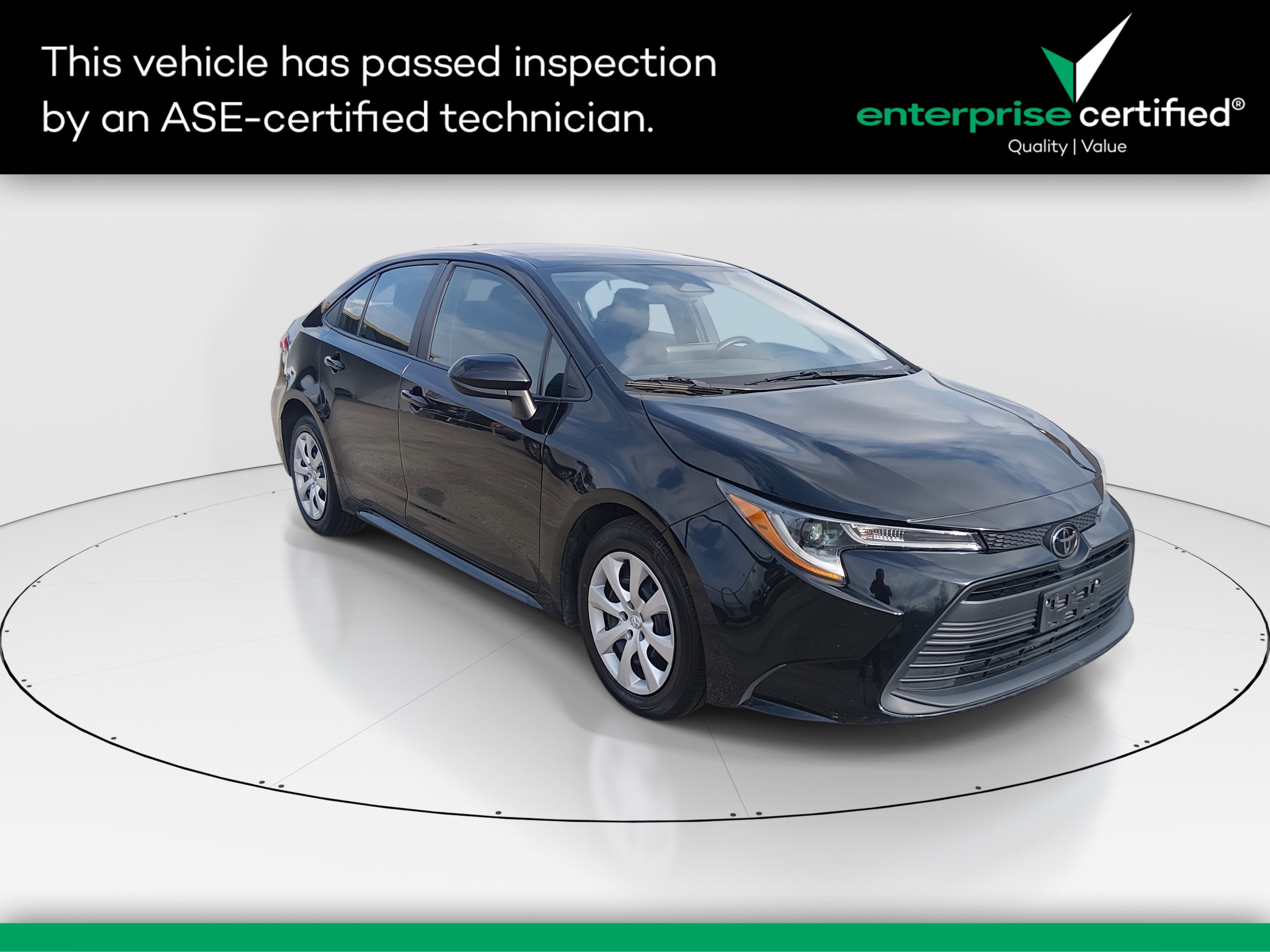 2023 Toyota Corolla LE's photo