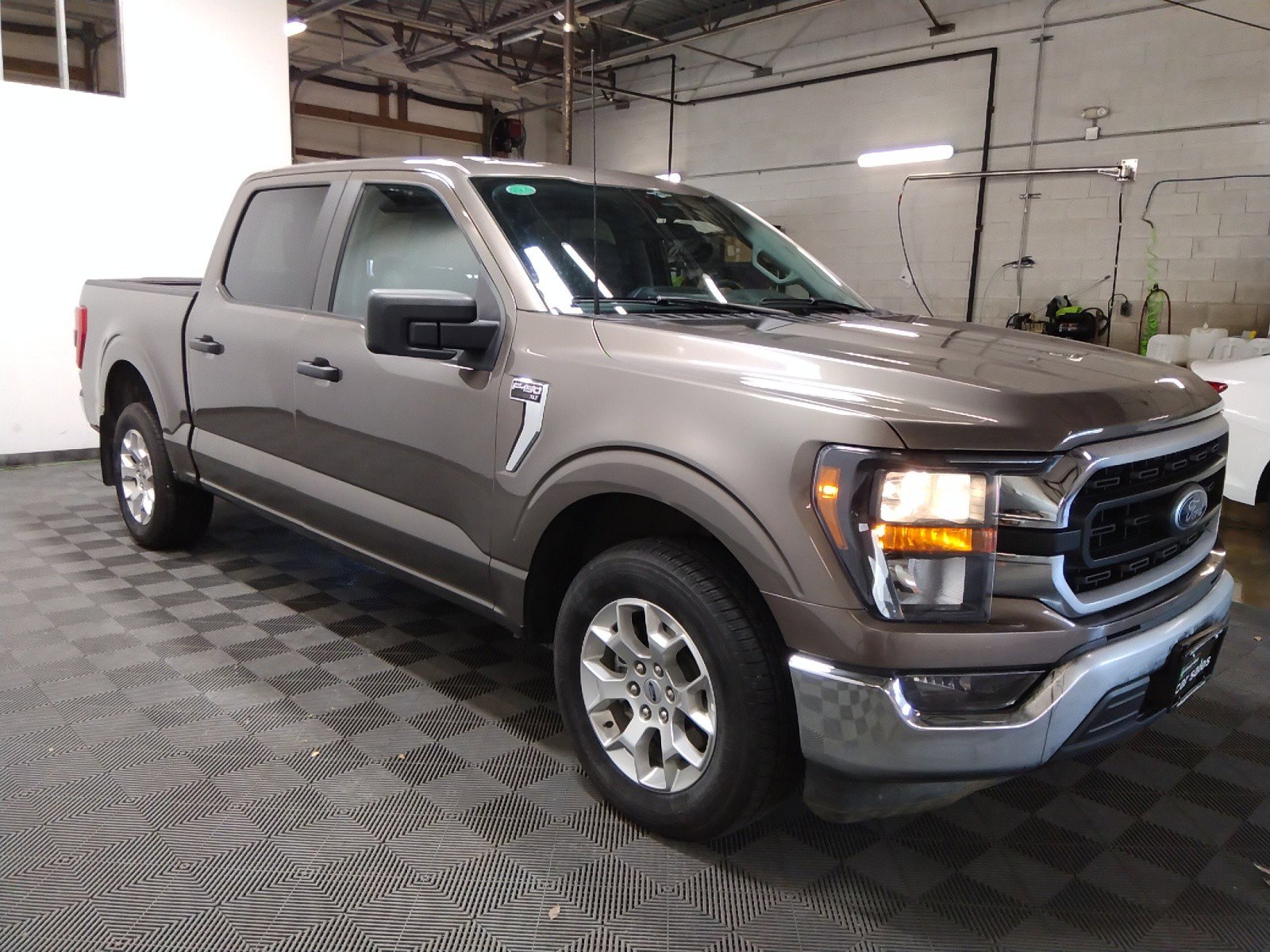 2023 Ford F-150 XLT 2WD SuperCrew 5.5' Box