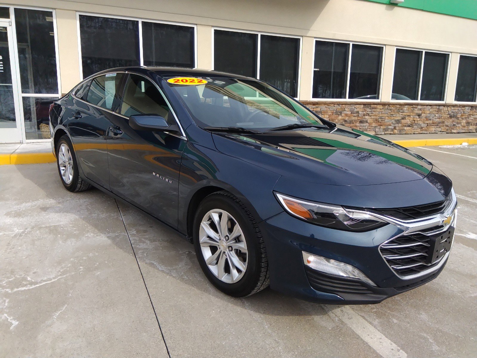 2022 Chevrolet Malibu 4dr Sdn LT