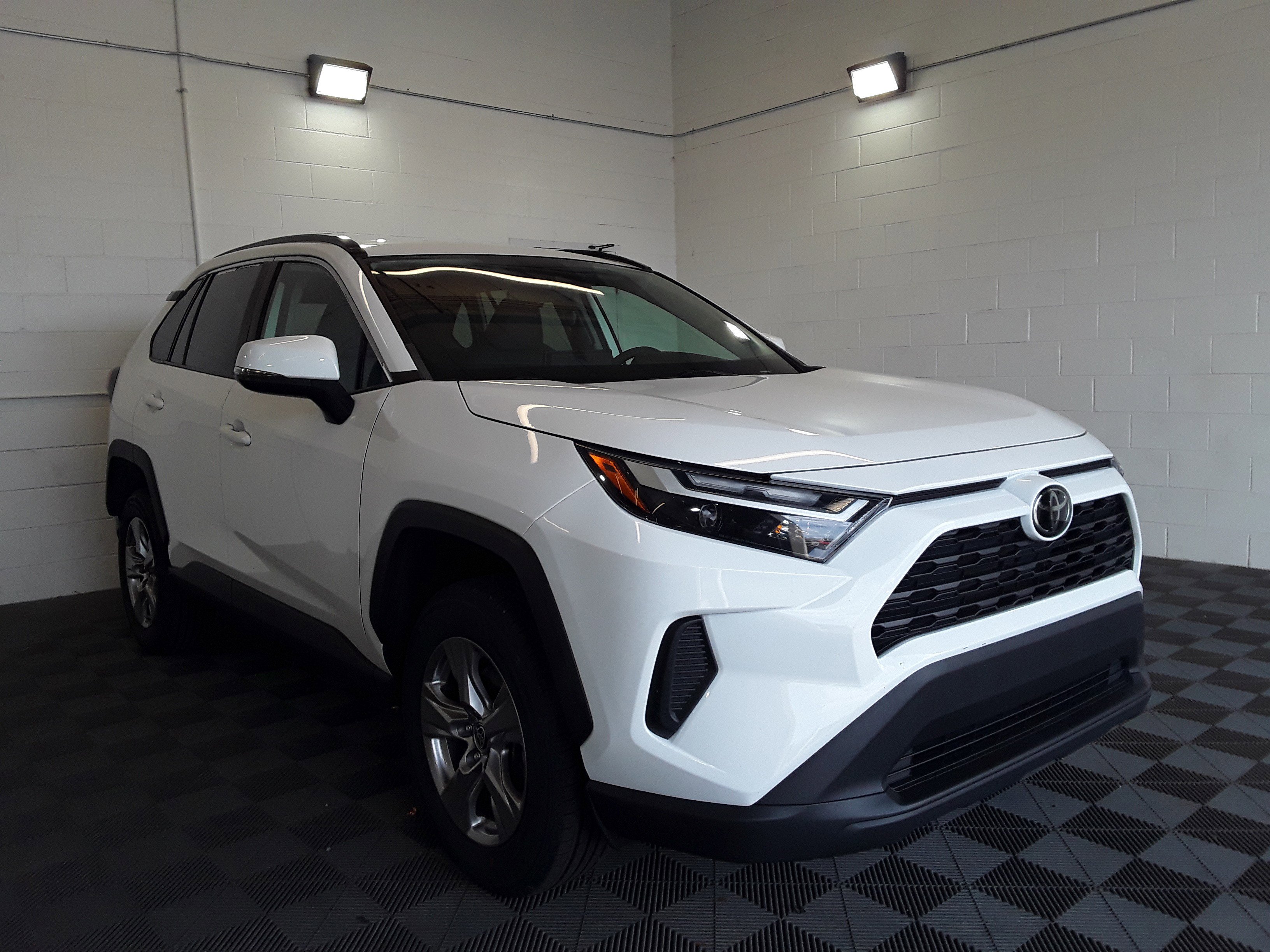 2022 Toyota RAV4 XLE FWD