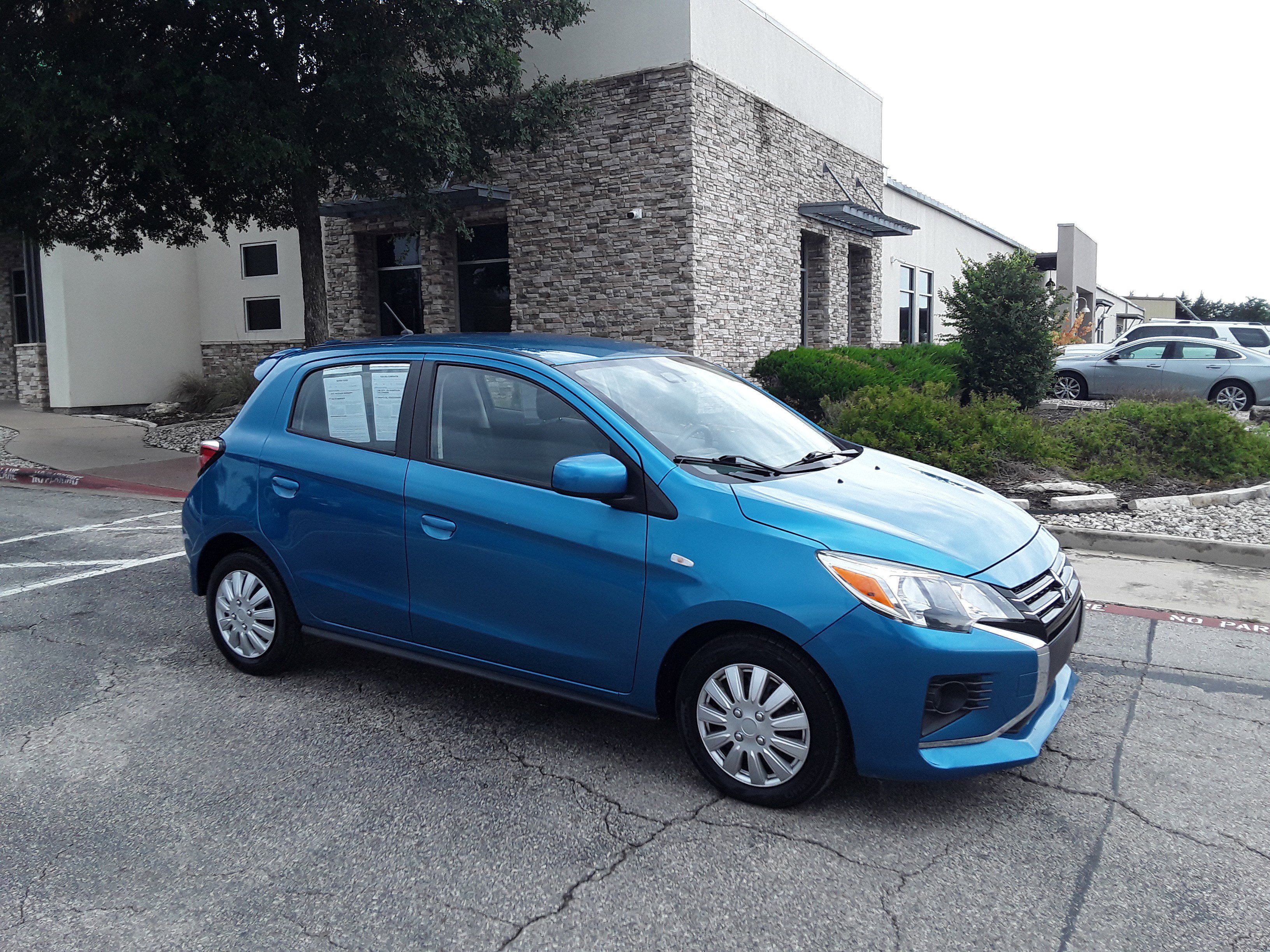 2022 Mitsubishi Mirage ES CVT