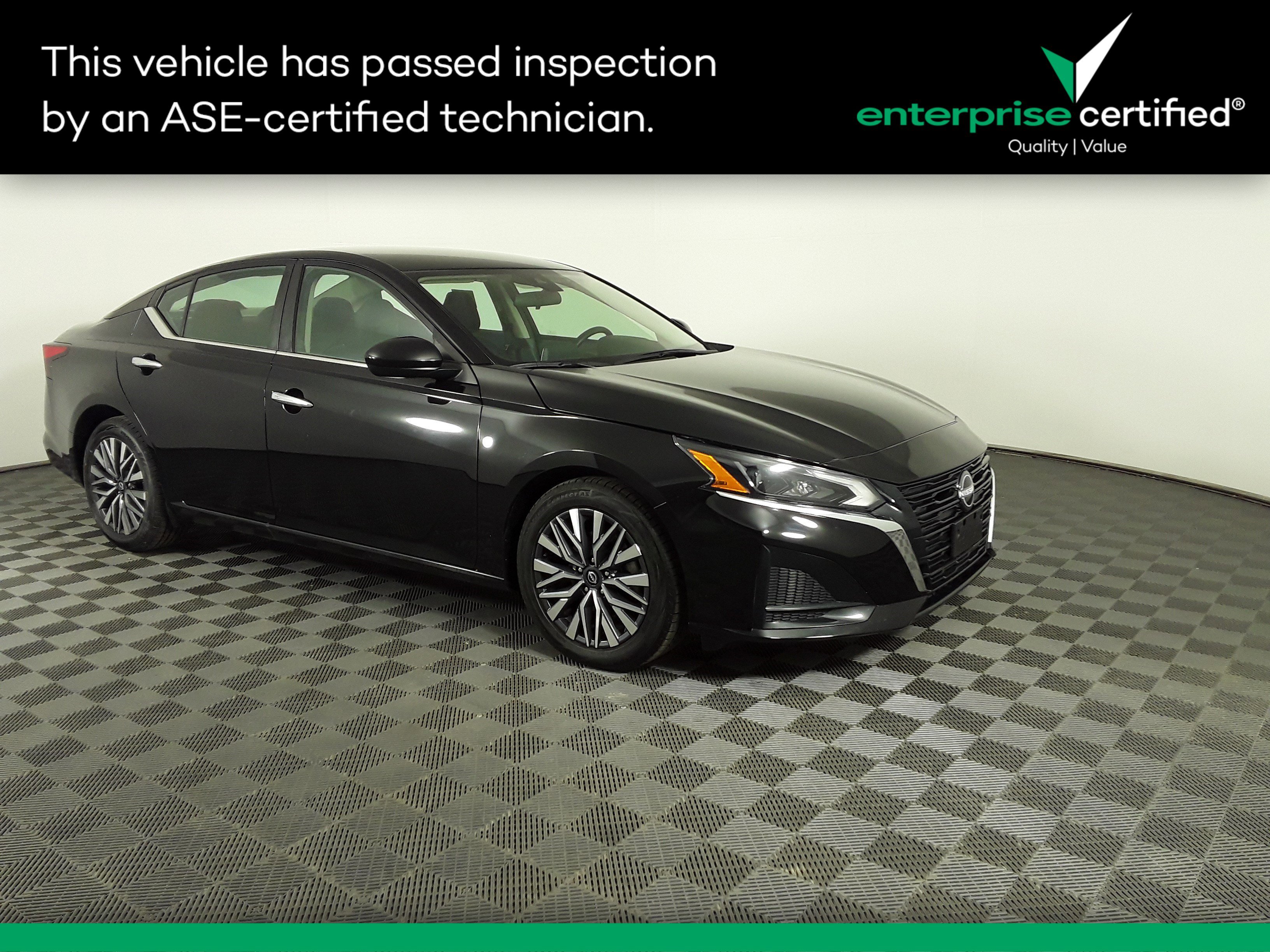 Used 2023 Nissan Altima 2.5 SV Sedan