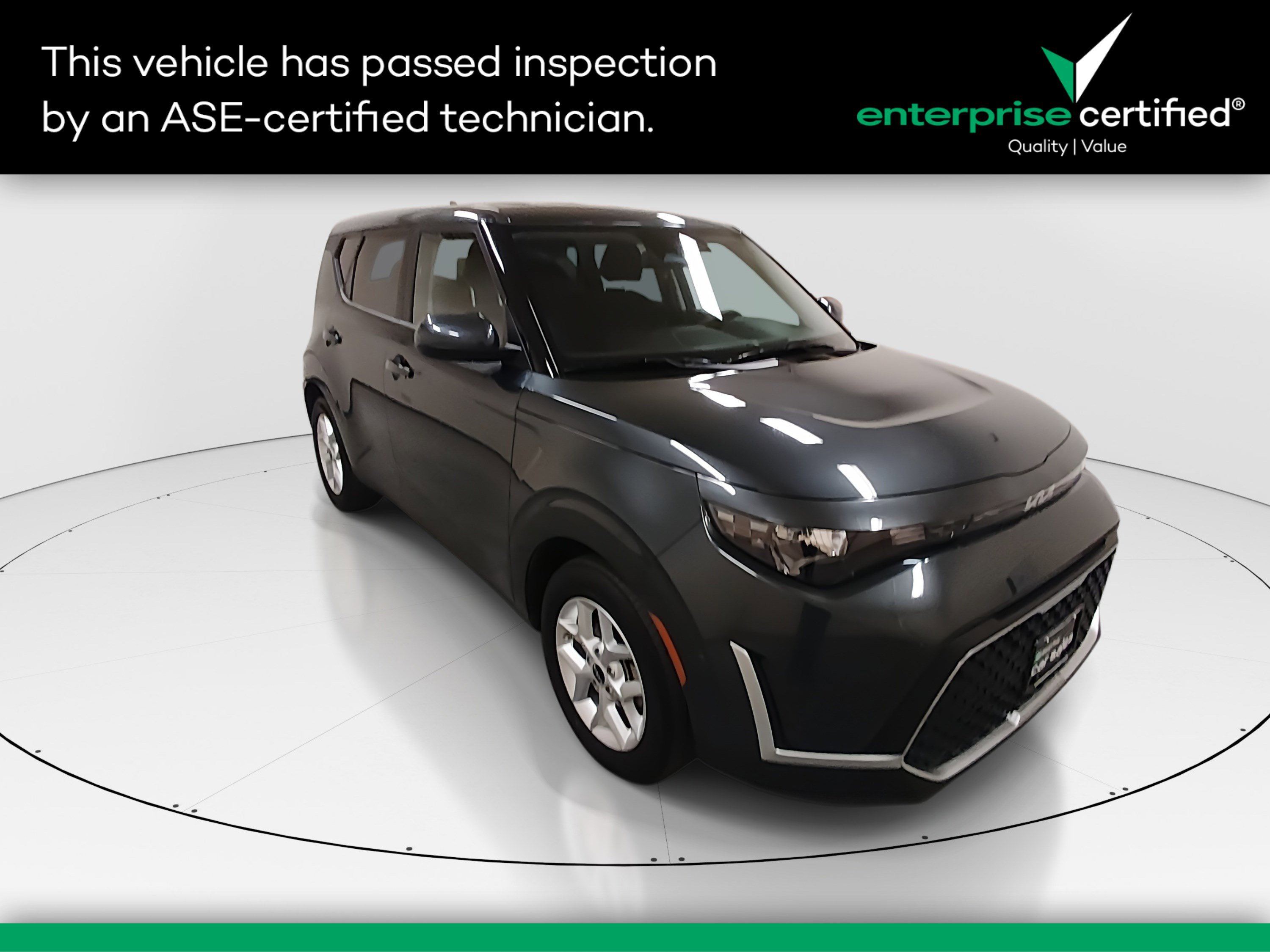 2025 Kia Soul LX's photo