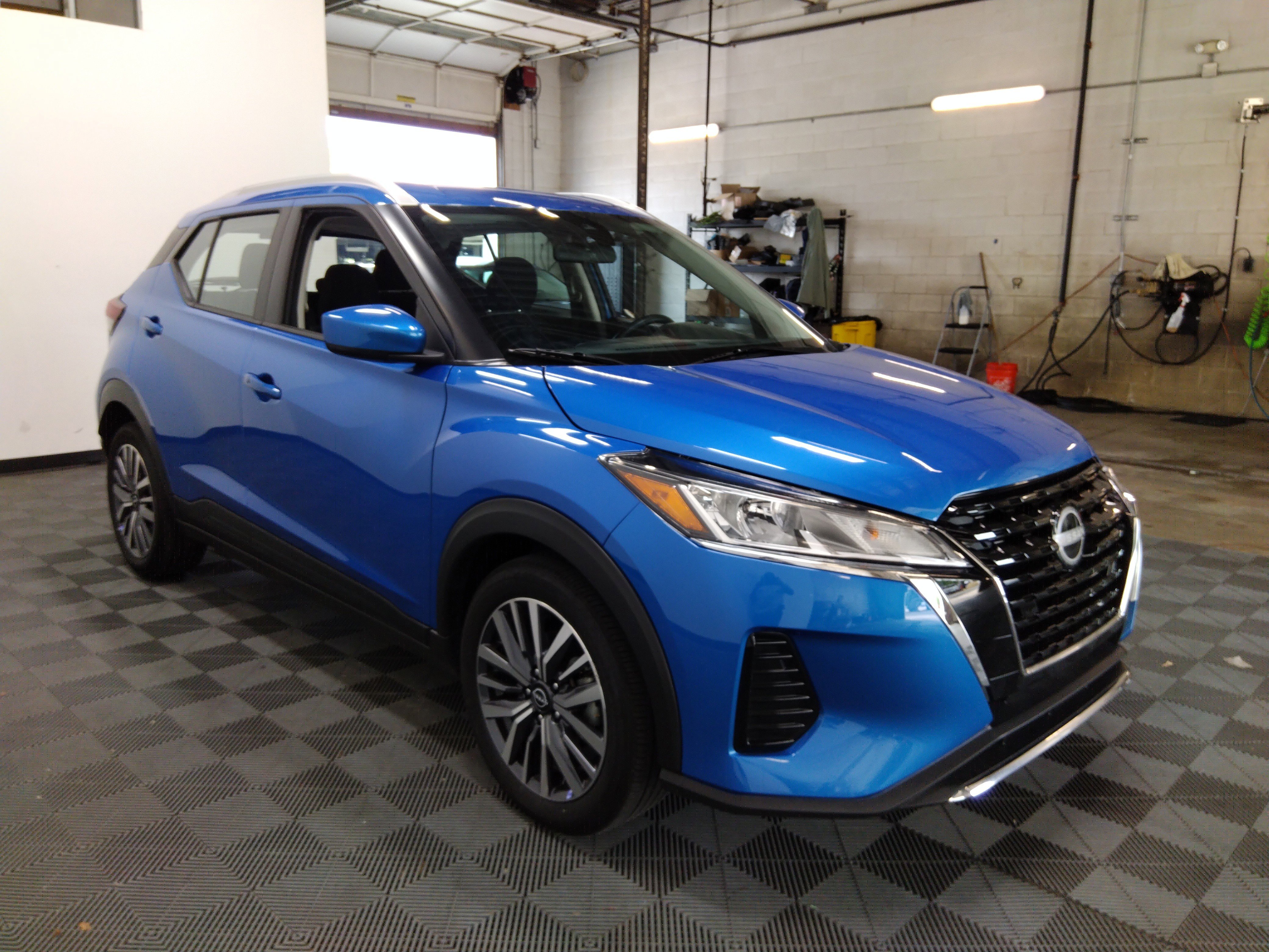 2024 Nissan Kicks SV FWD