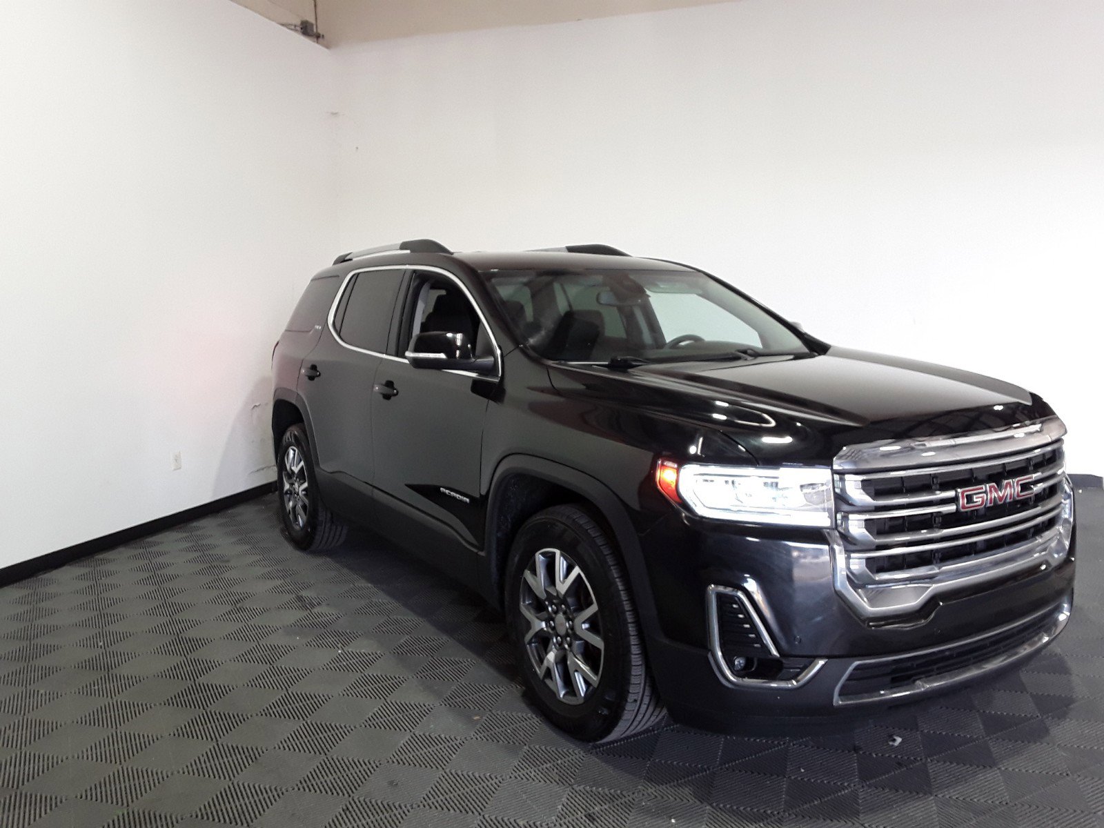 2023 GMC Acadia AWD 4dr SLT