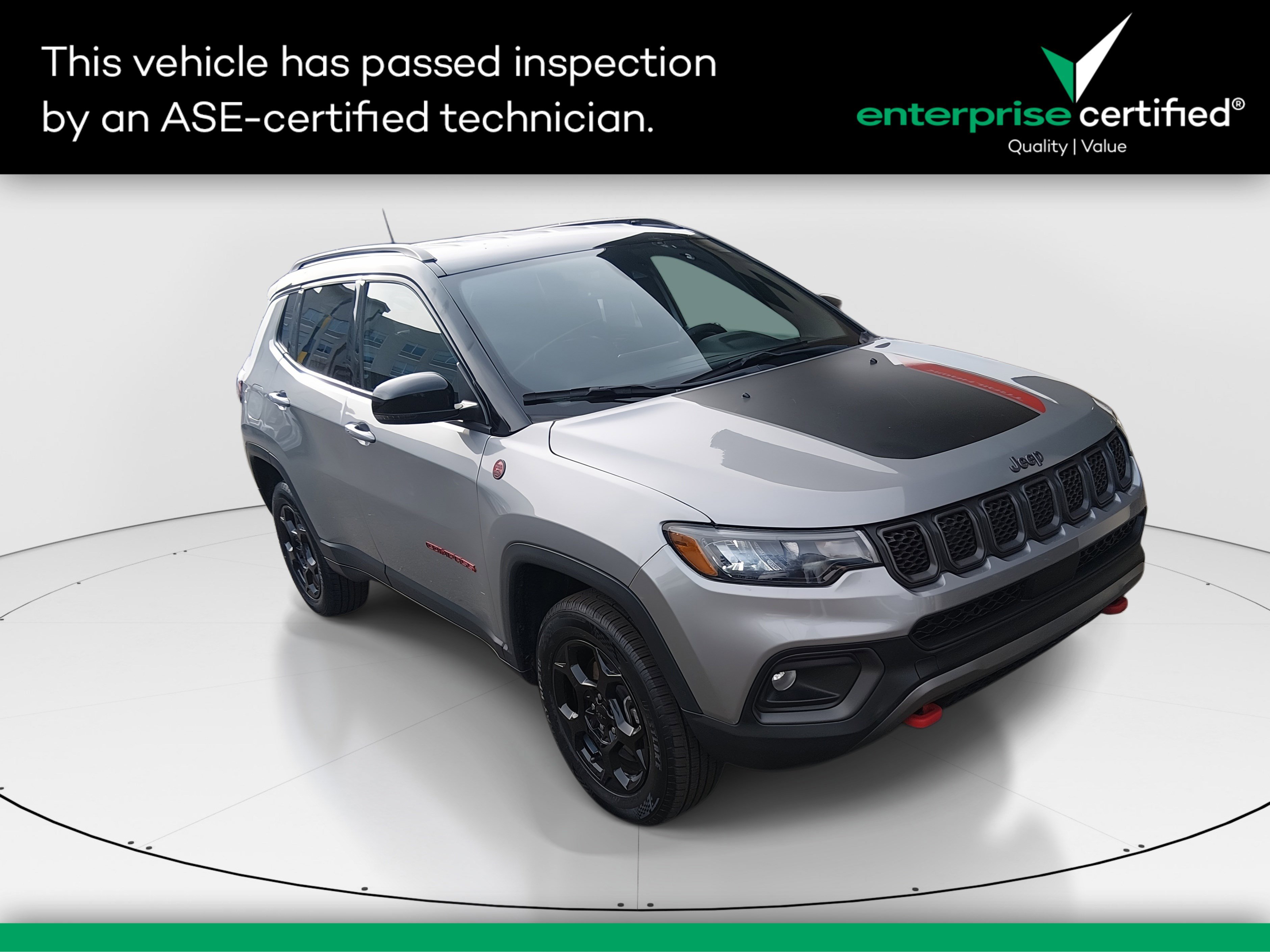 2023 Jeep Compass Trailhawk's photo