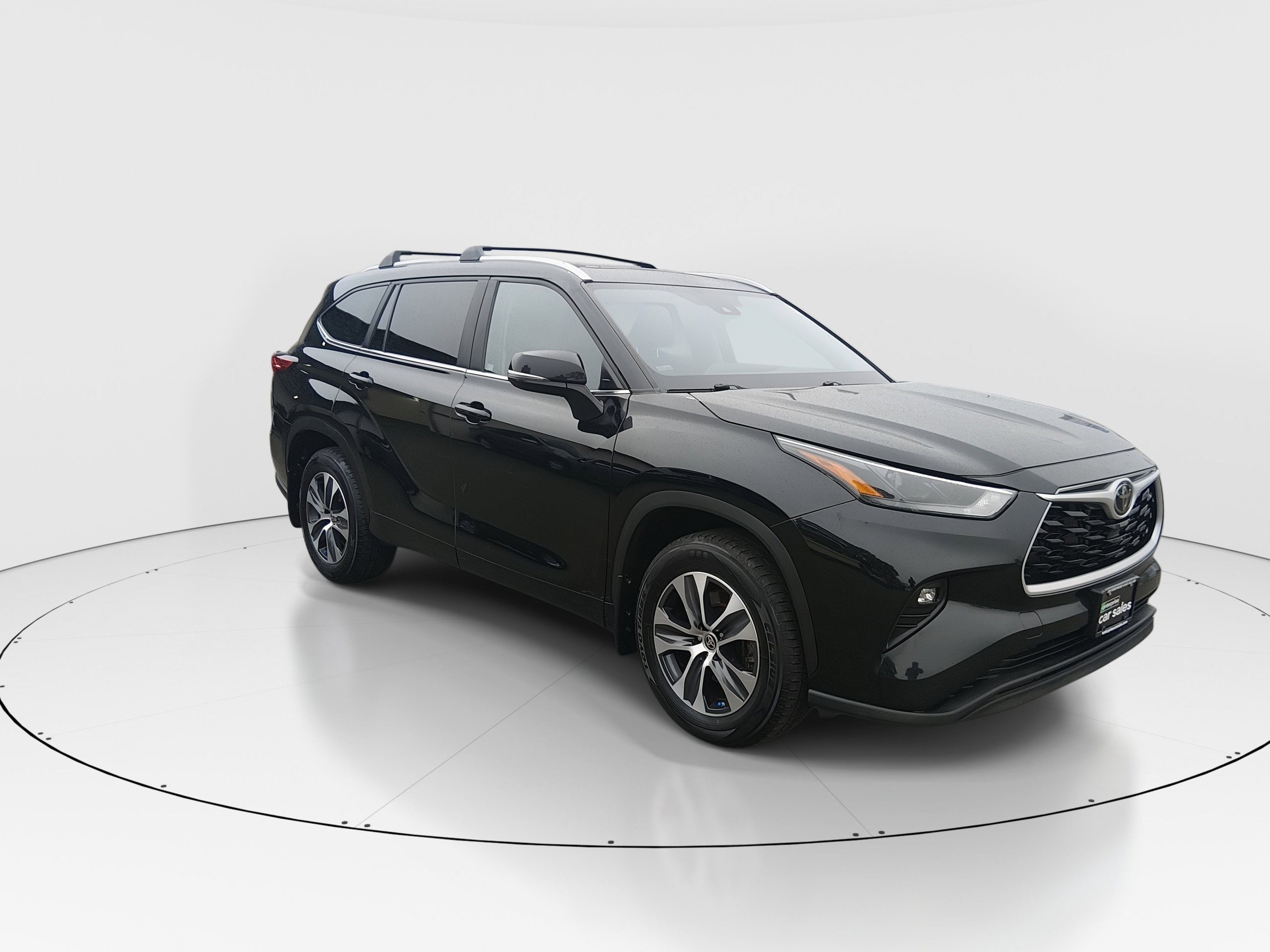 2023 Toyota Highlander XLE's photo