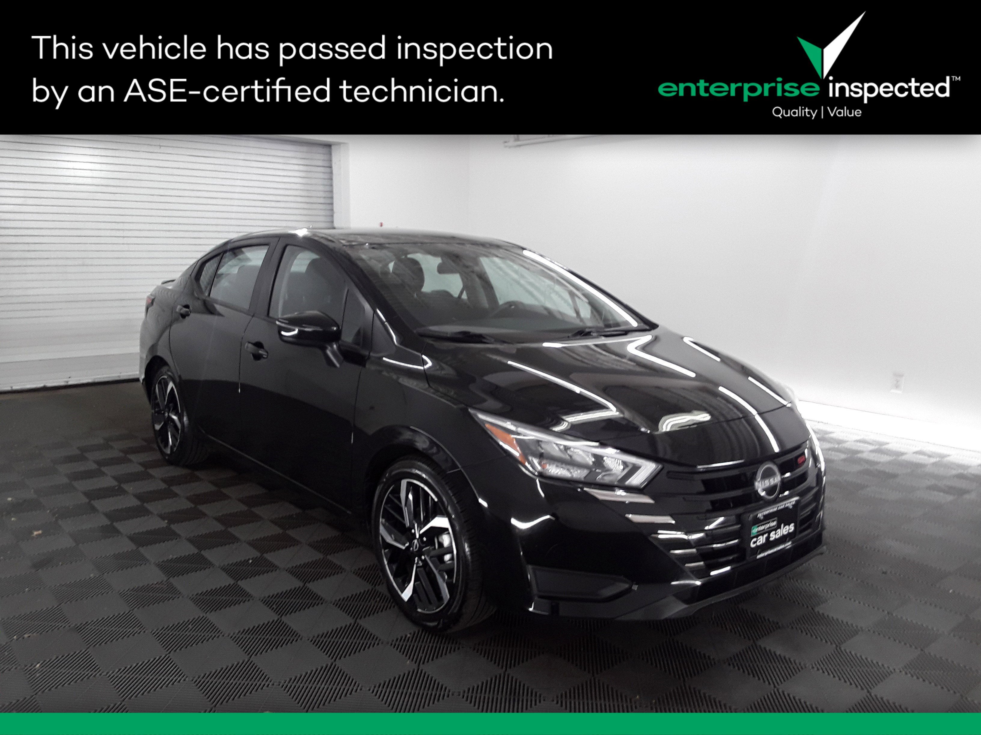 2024 Nissan Versa SR CVT