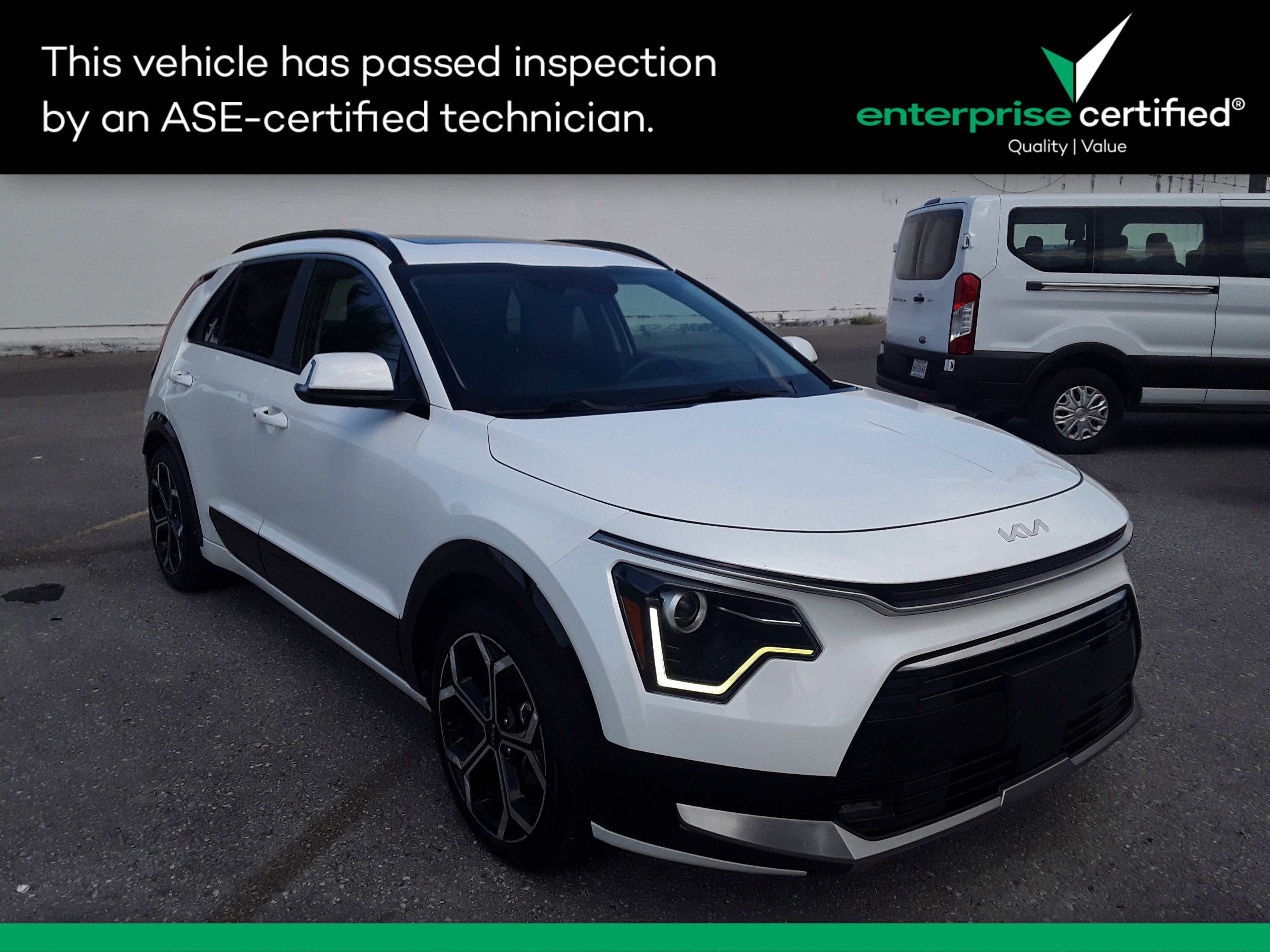 Used 2023 Kia Niro EX Touring FWD