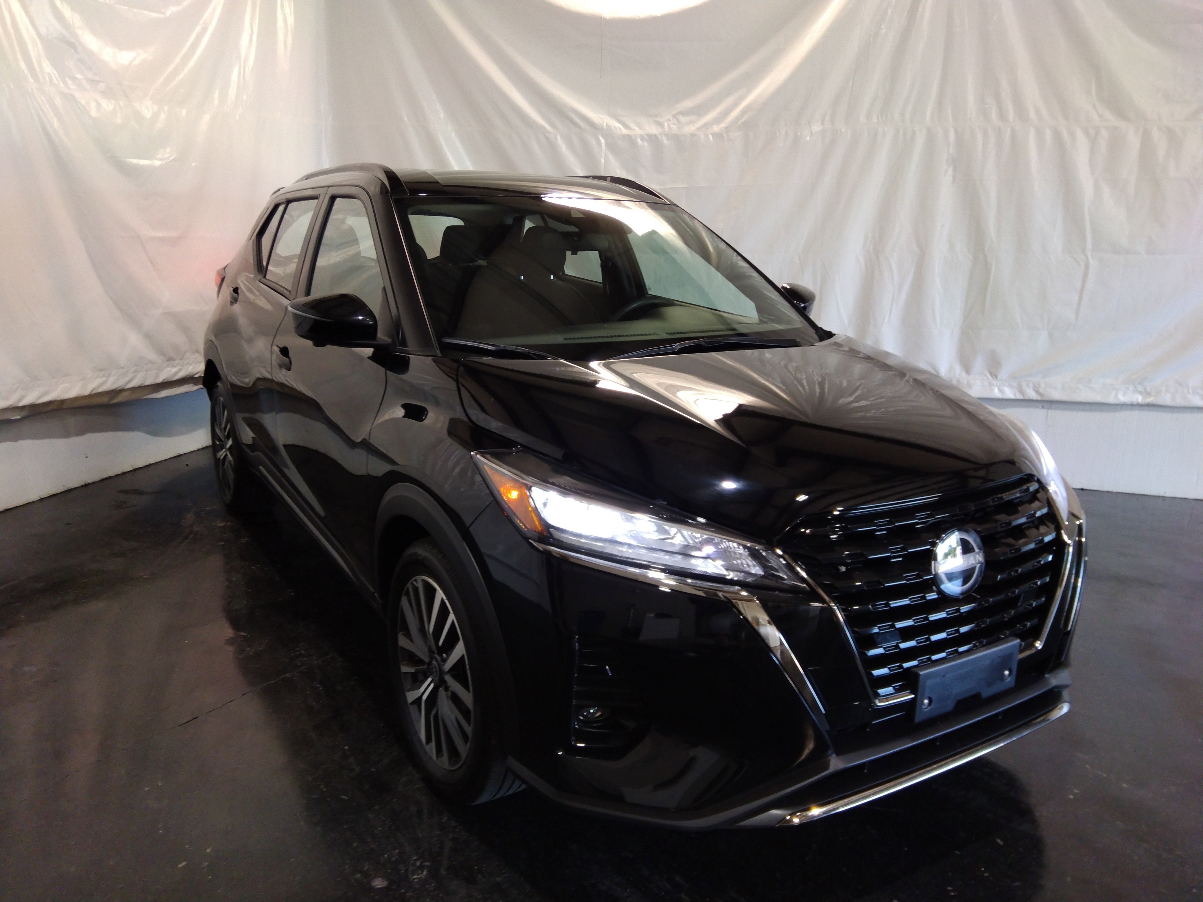 2024 Nissan Kicks SR FWD