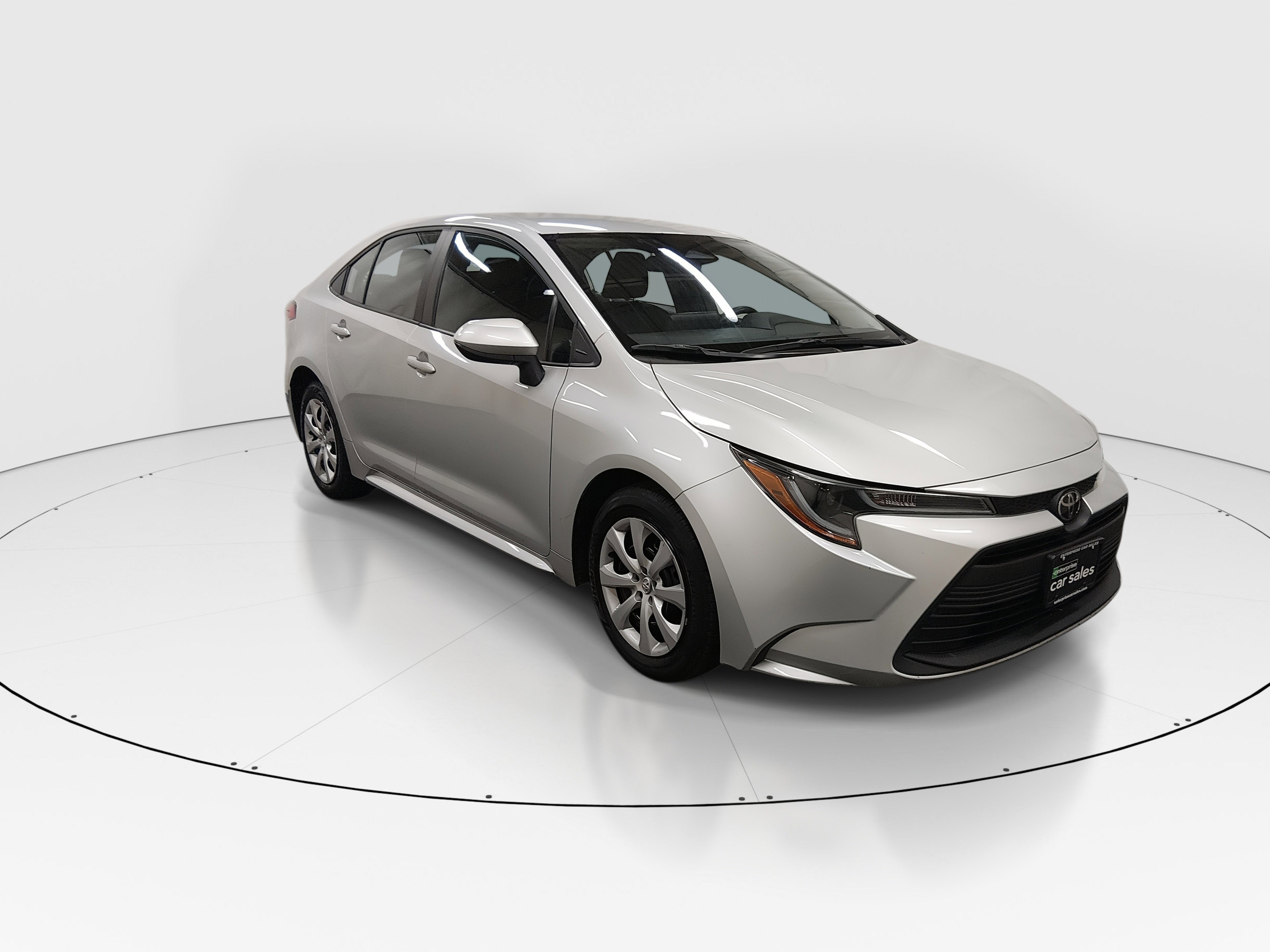 2023 Toyota Corolla LE's photo