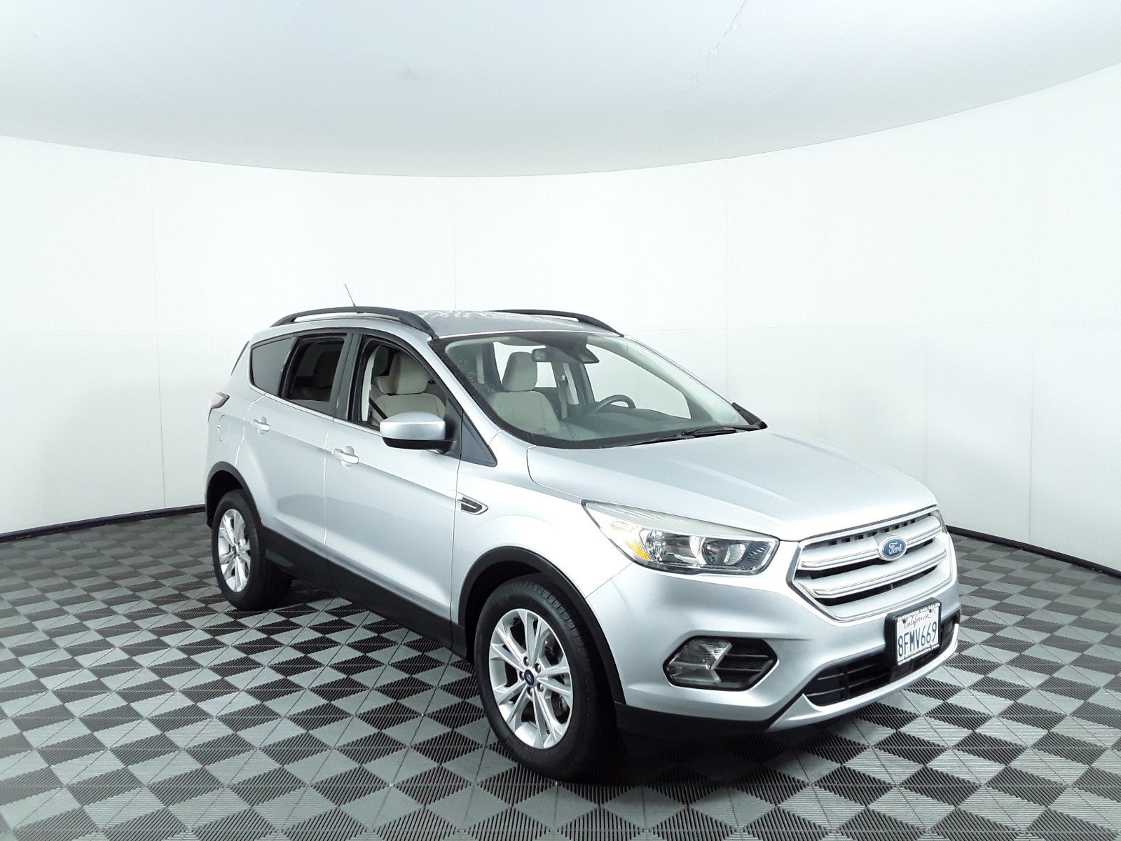 Used 2018 Ford Escape SE FWD