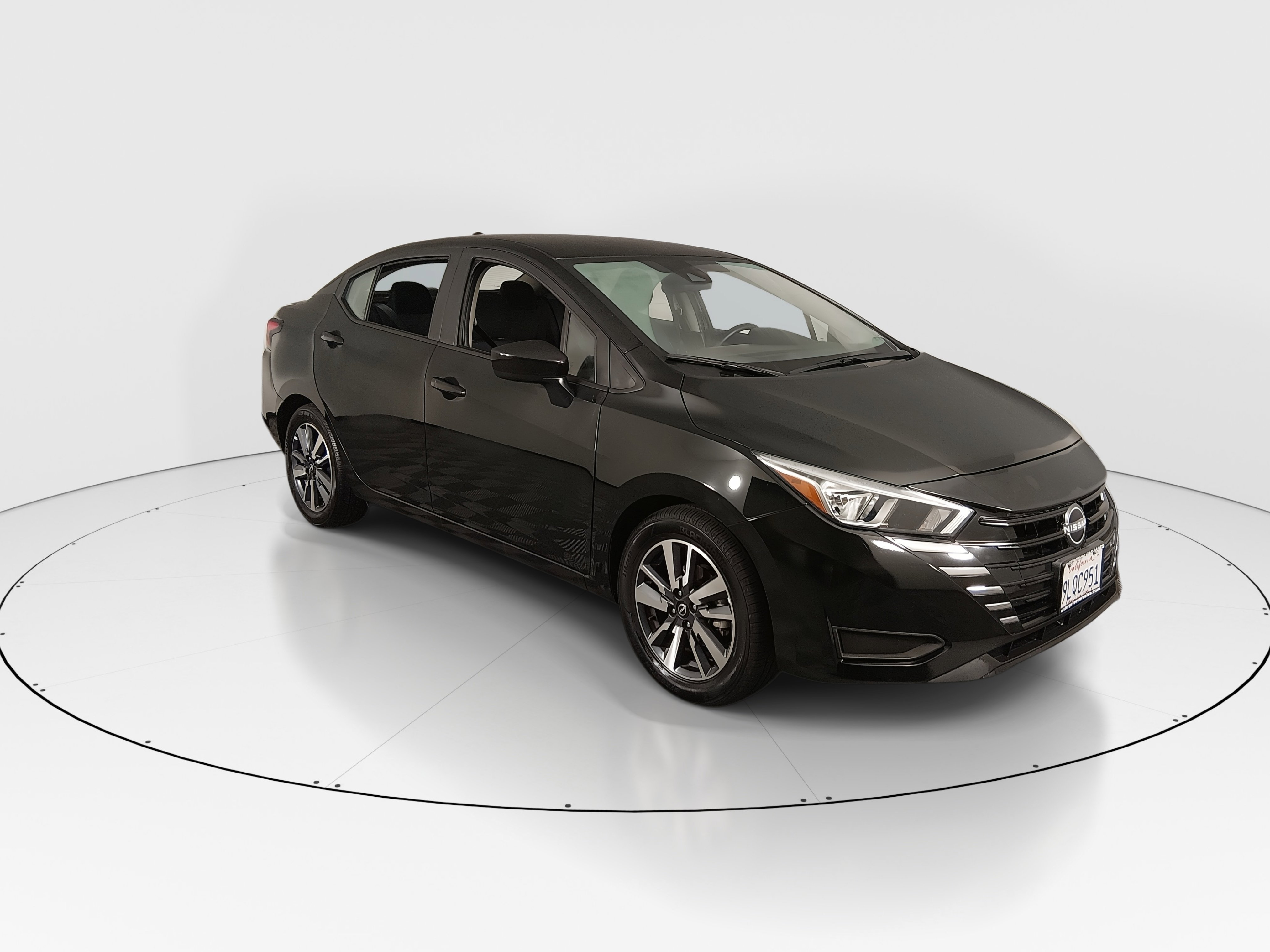 2024 Nissan Versa Sedan SV