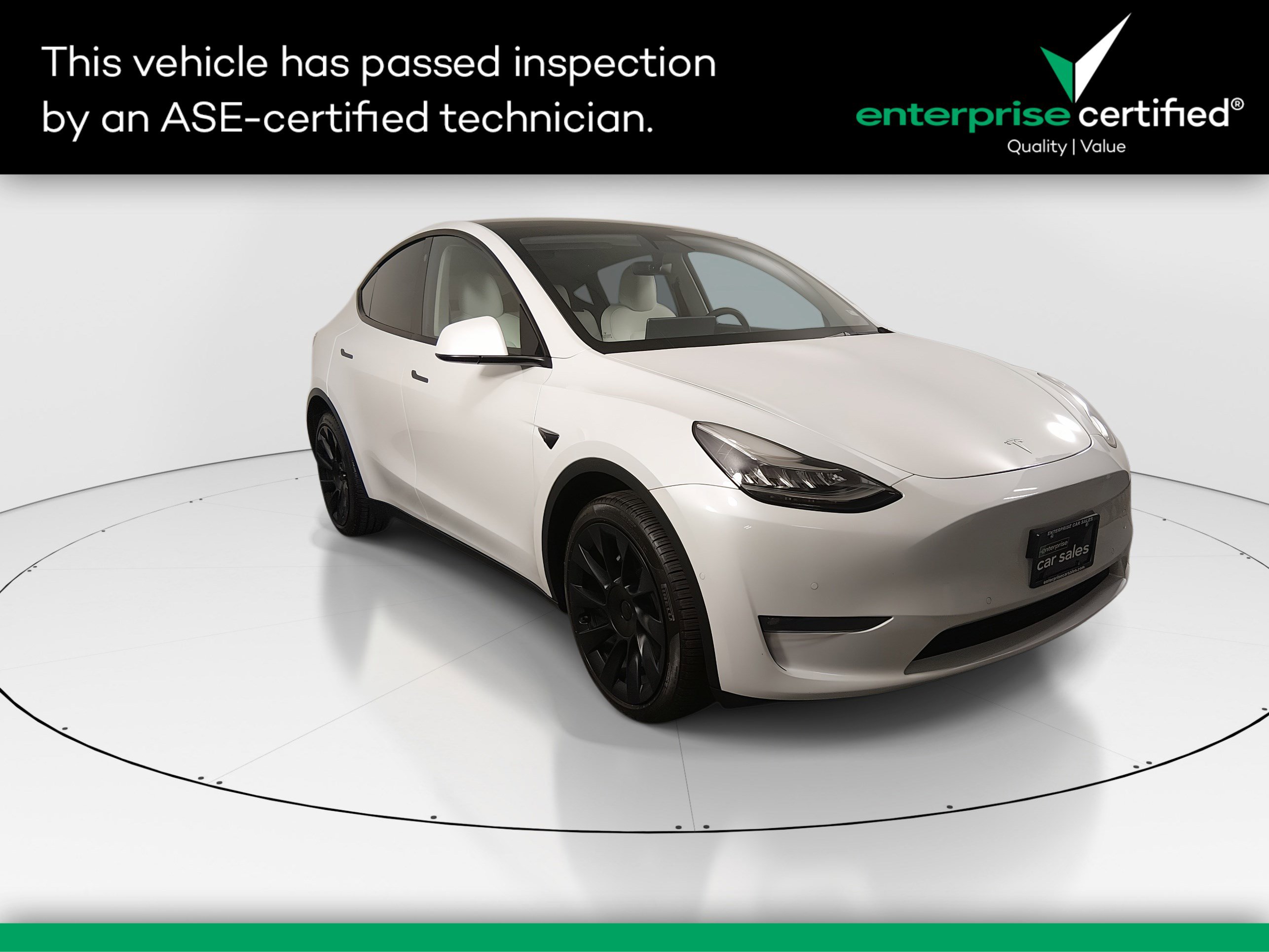 2022 Tesla Model Y Long Range's photo