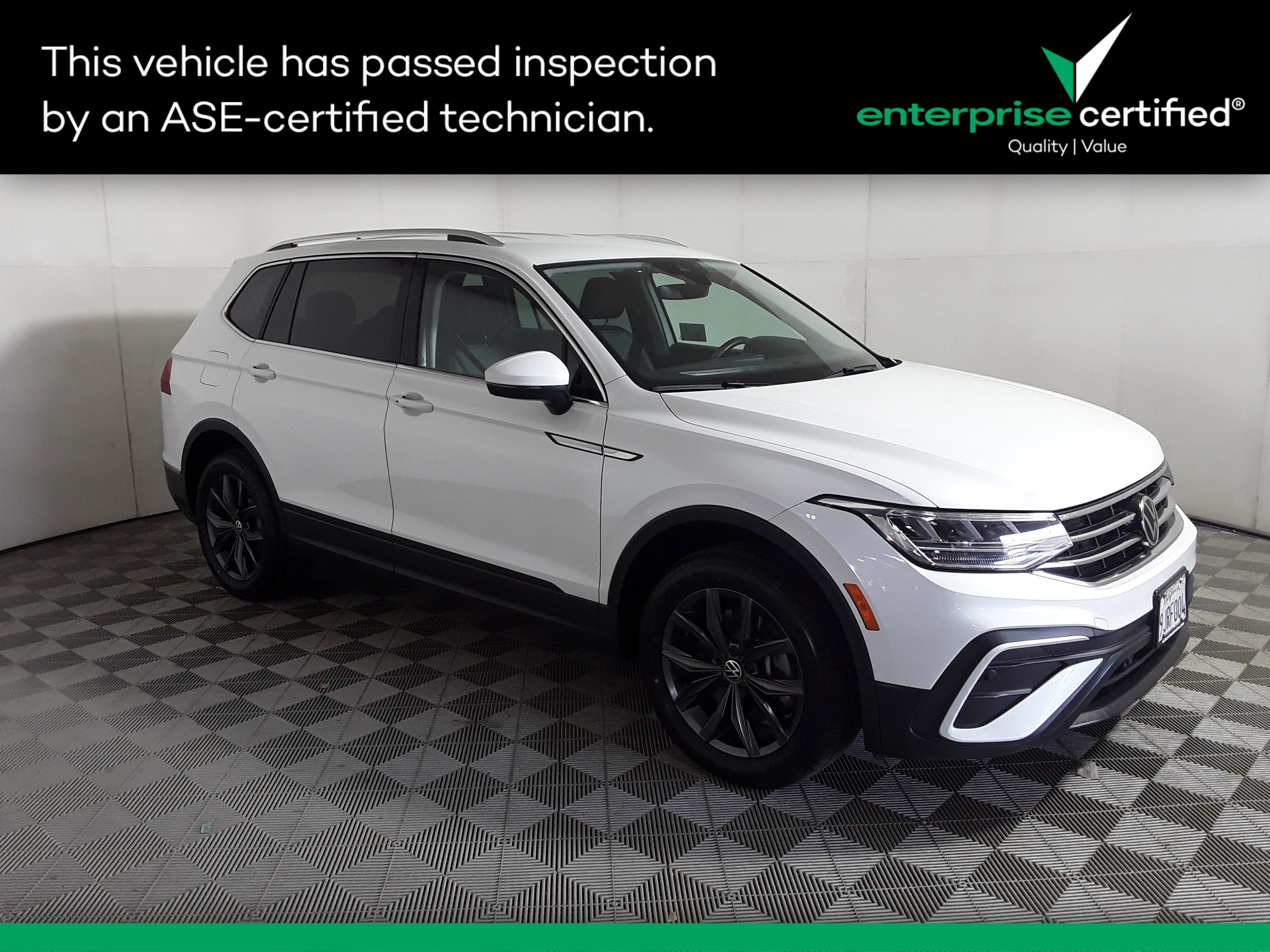 2023 Volkswagen Tiguan SE