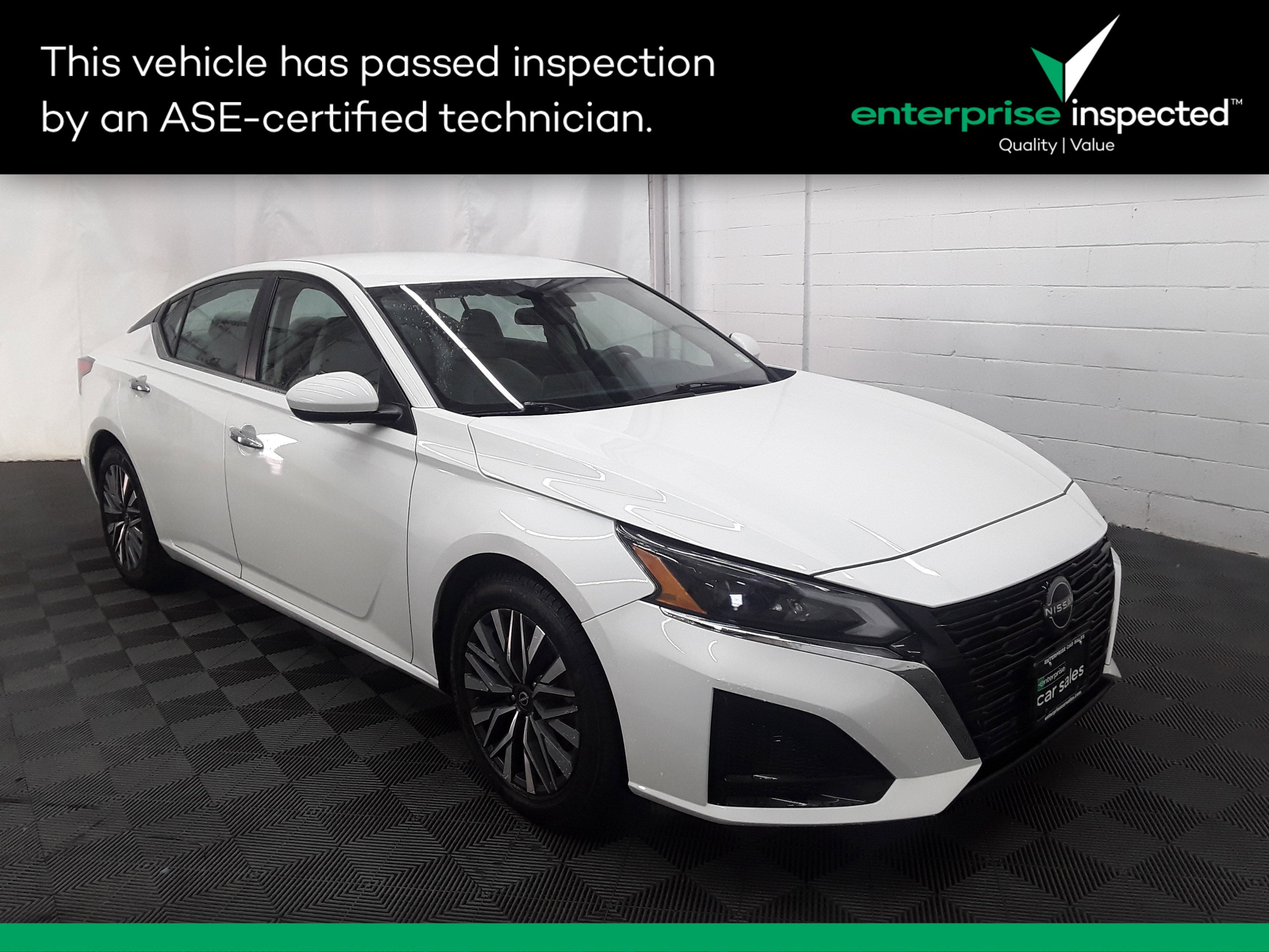 Used 2023 Nissan Altima 2.5 SV Sedan