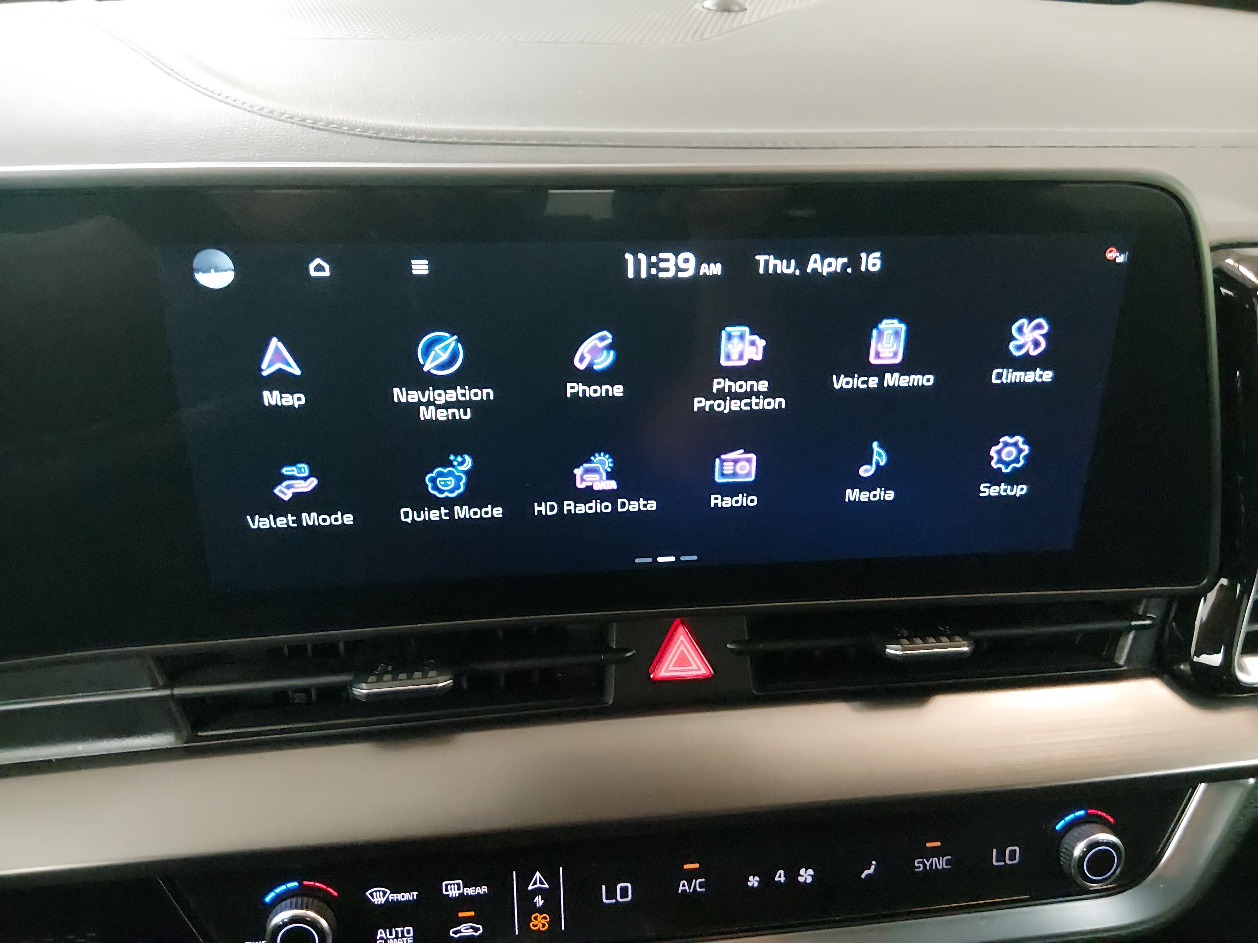 2024 Kia Sportage EX - Photo 20