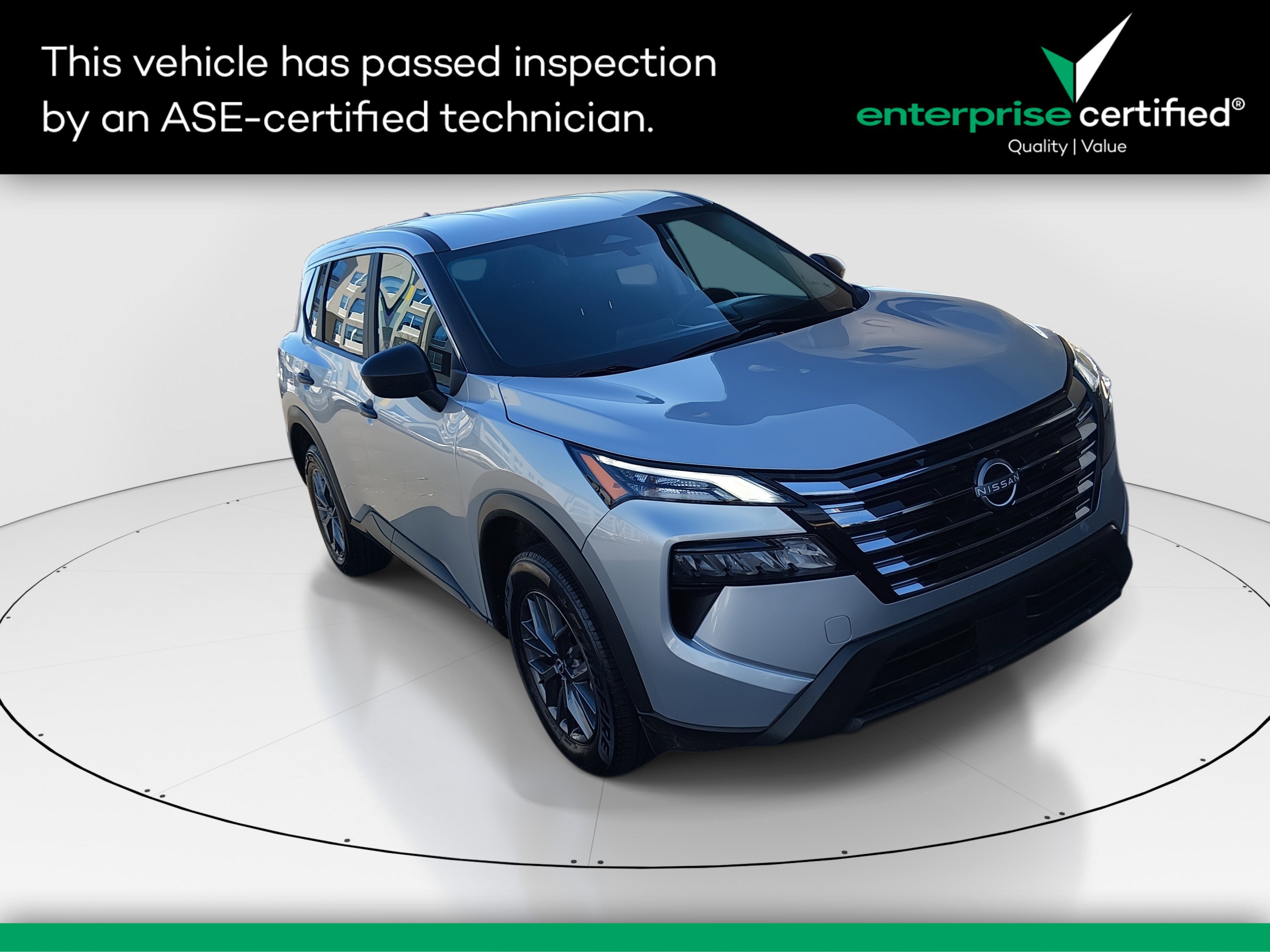 2024 Nissan Rogue S's photo