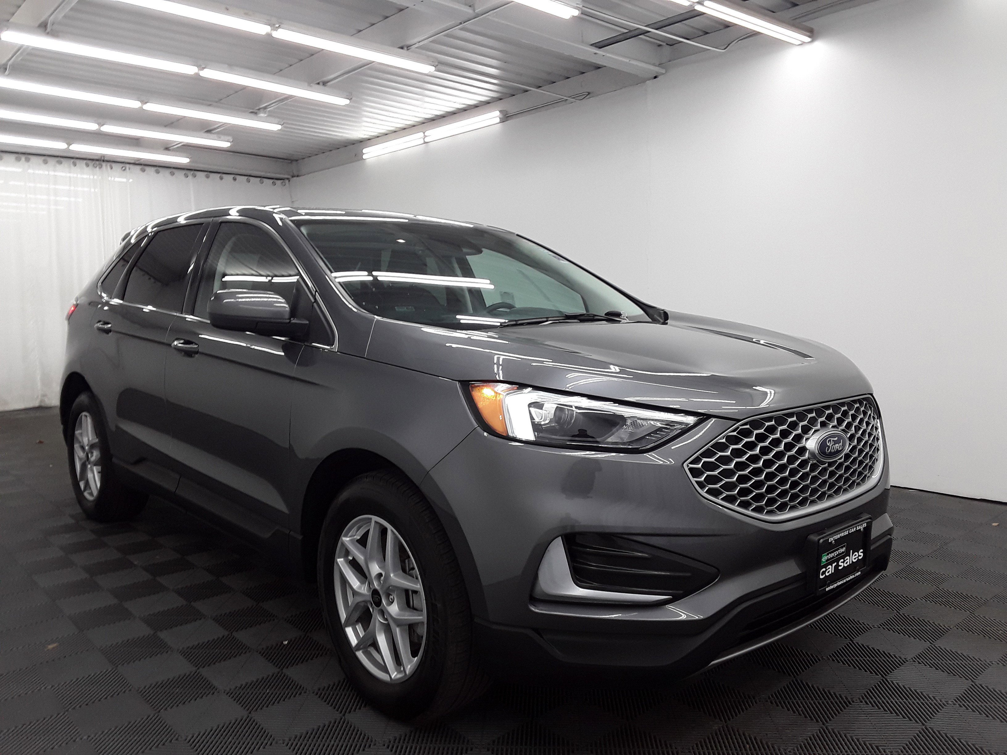2024 Ford Edge SEL's photo